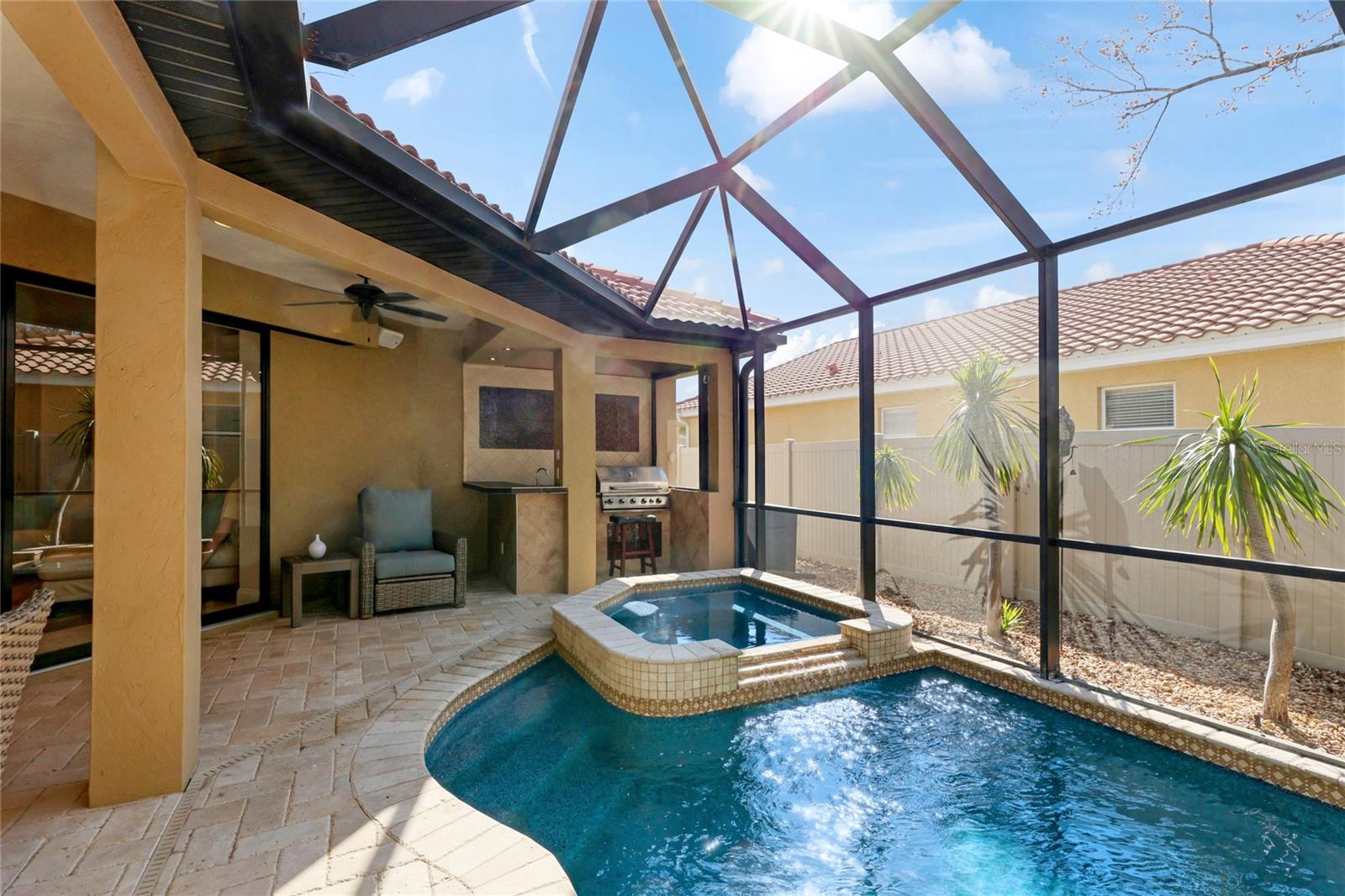 5624 AARON CT