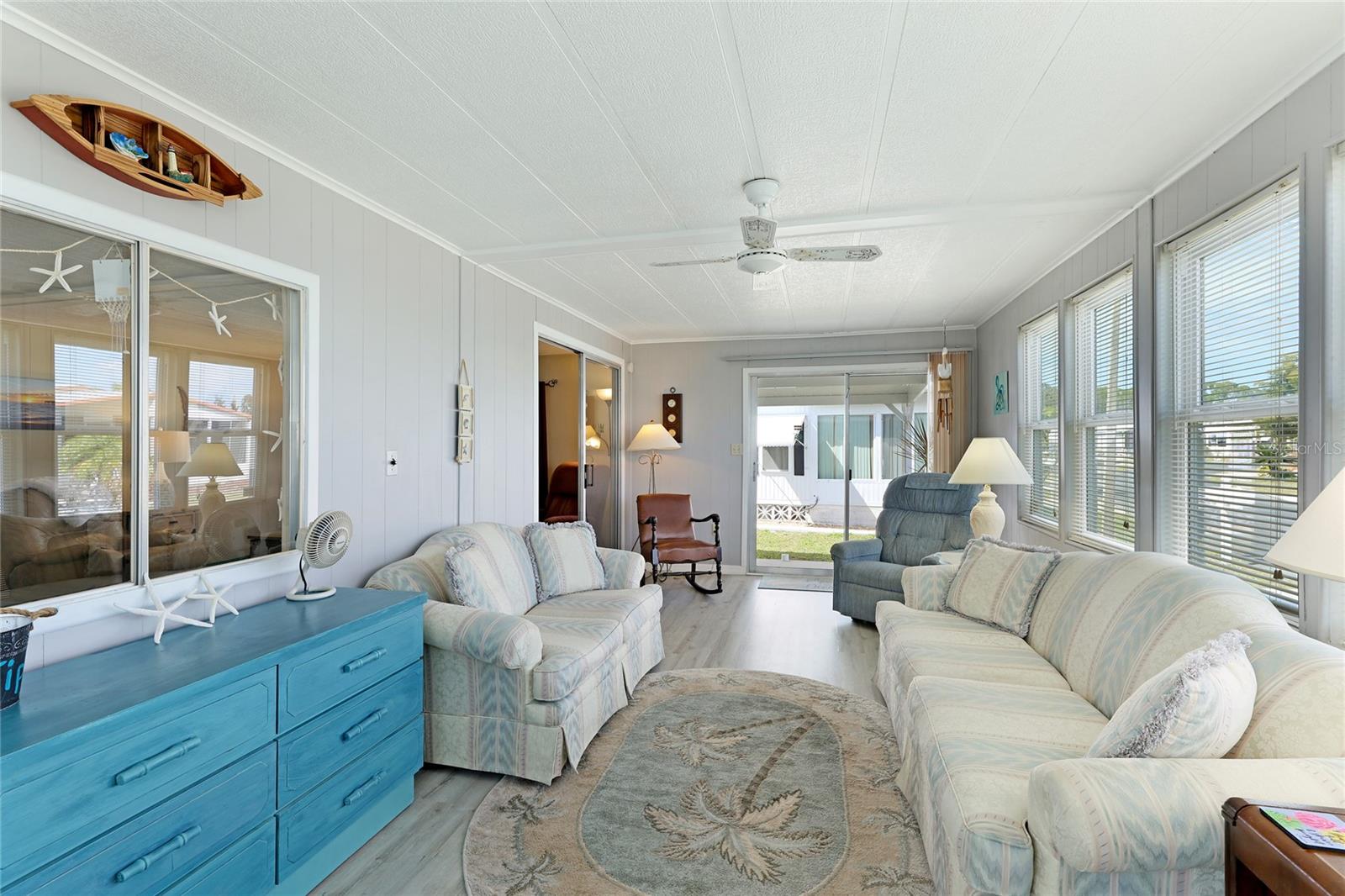 62 S EASTER ISLAND CIR