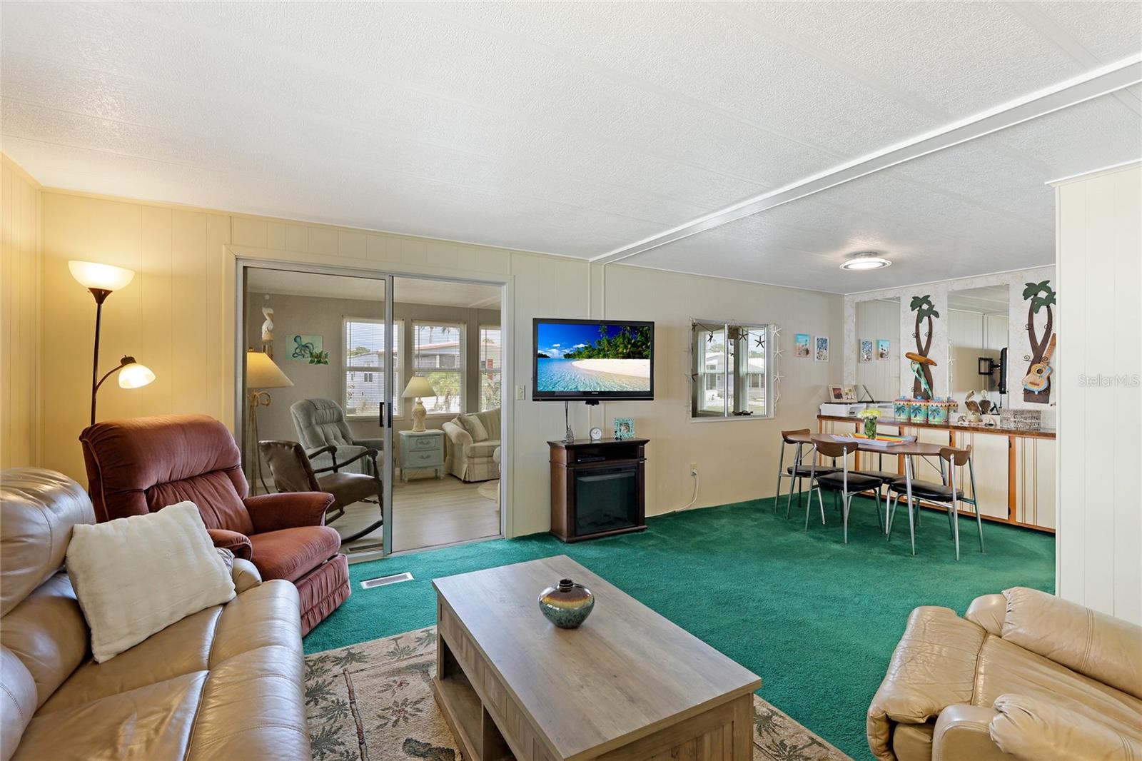 62 S EASTER ISLAND CIR