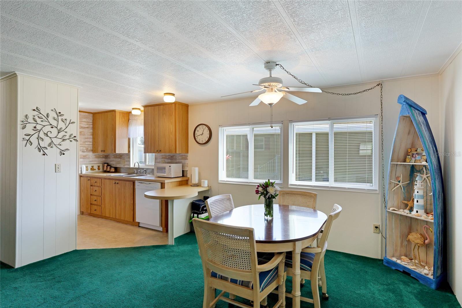 62 S EASTER ISLAND CIR