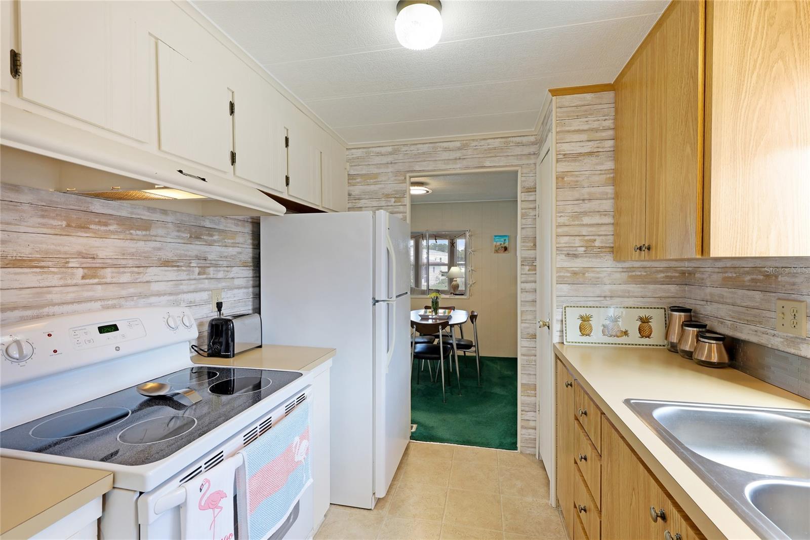 62 S EASTER ISLAND CIR