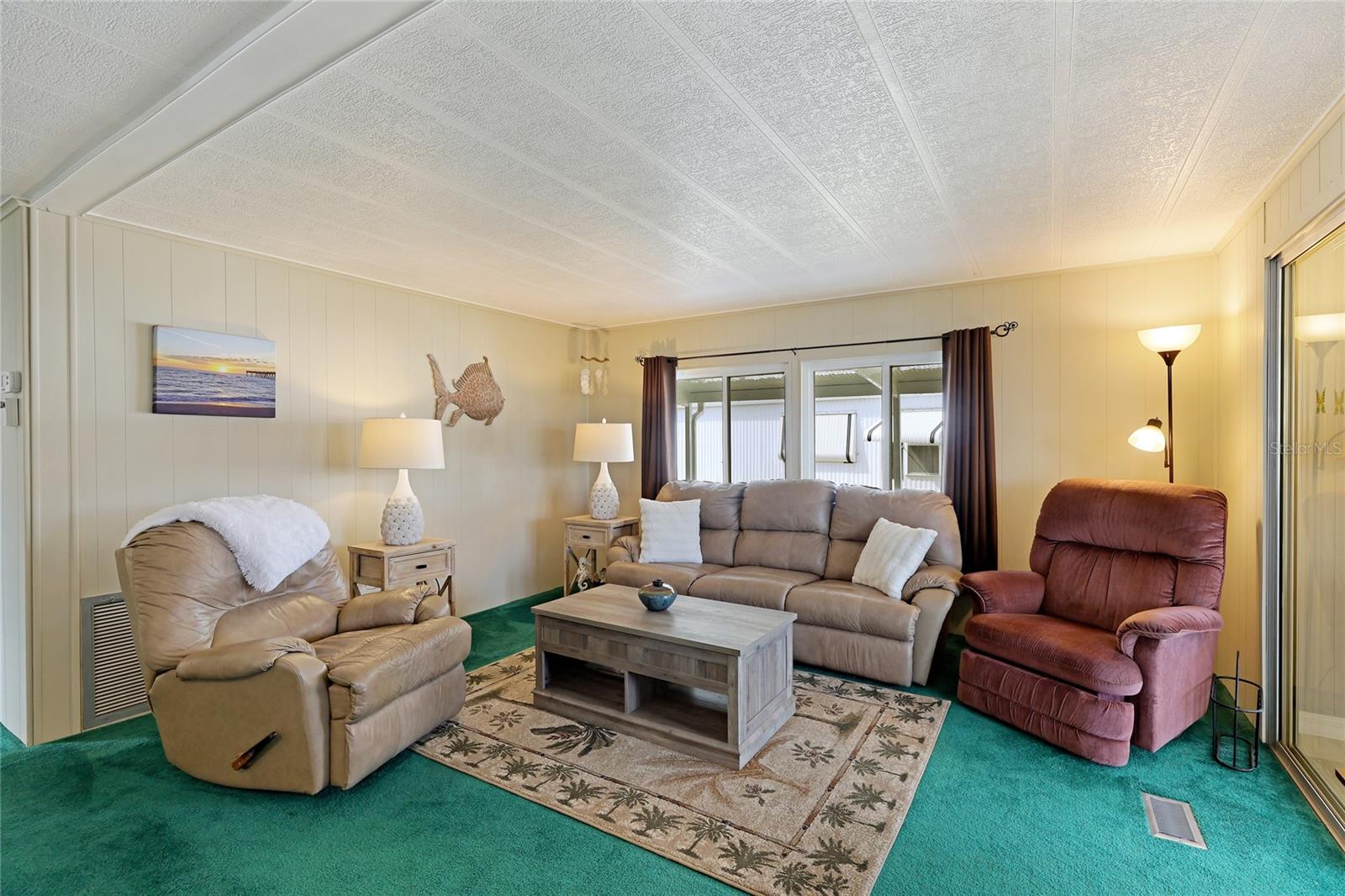 62 S EASTER ISLAND CIR