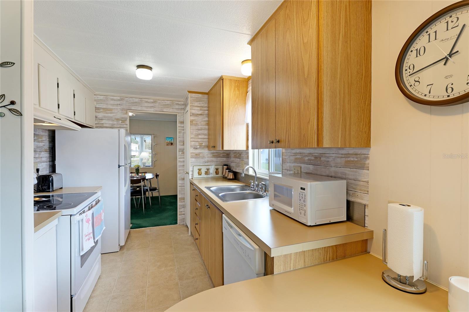 62 S EASTER ISLAND CIR