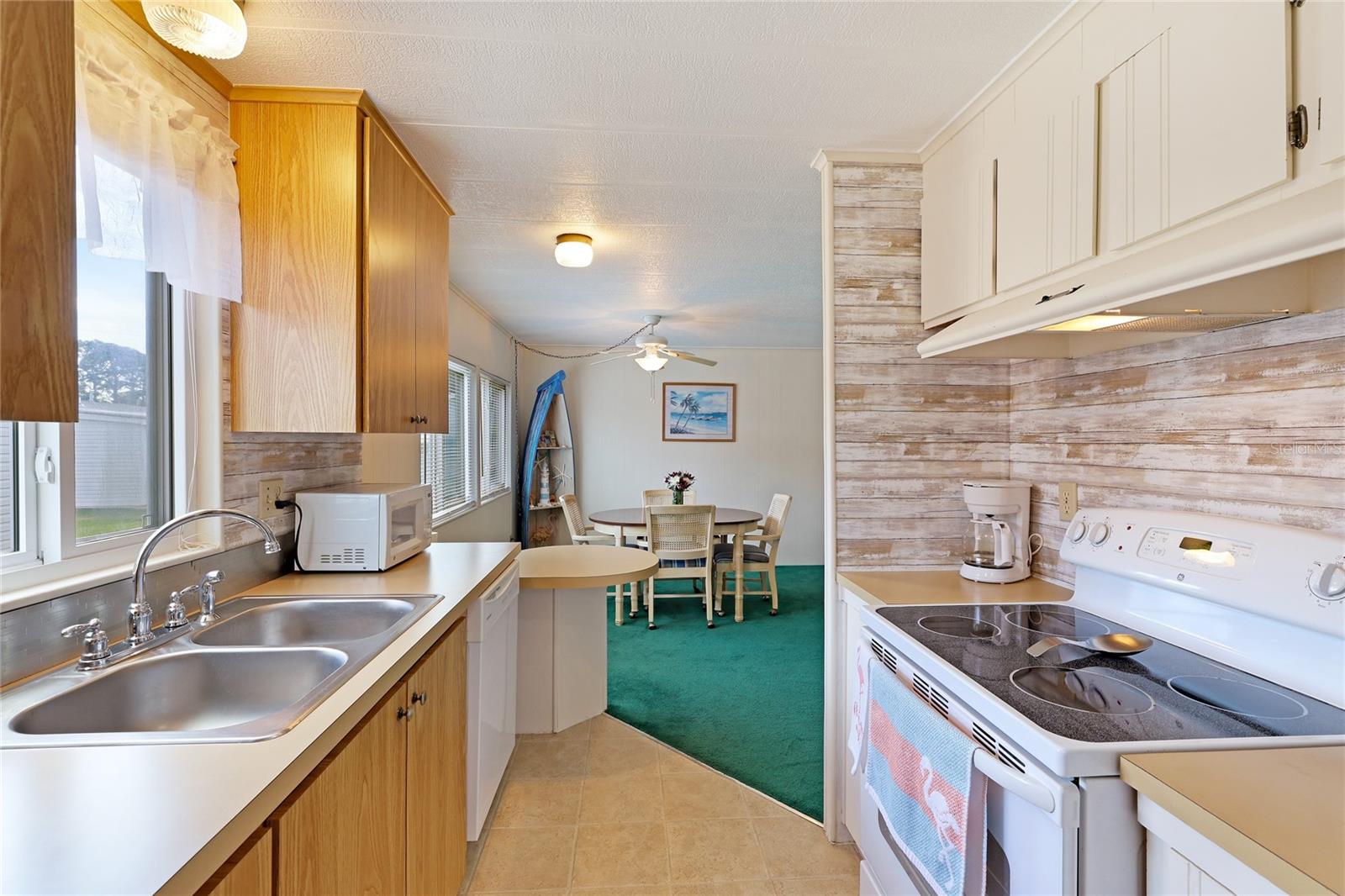 62 S EASTER ISLAND CIR