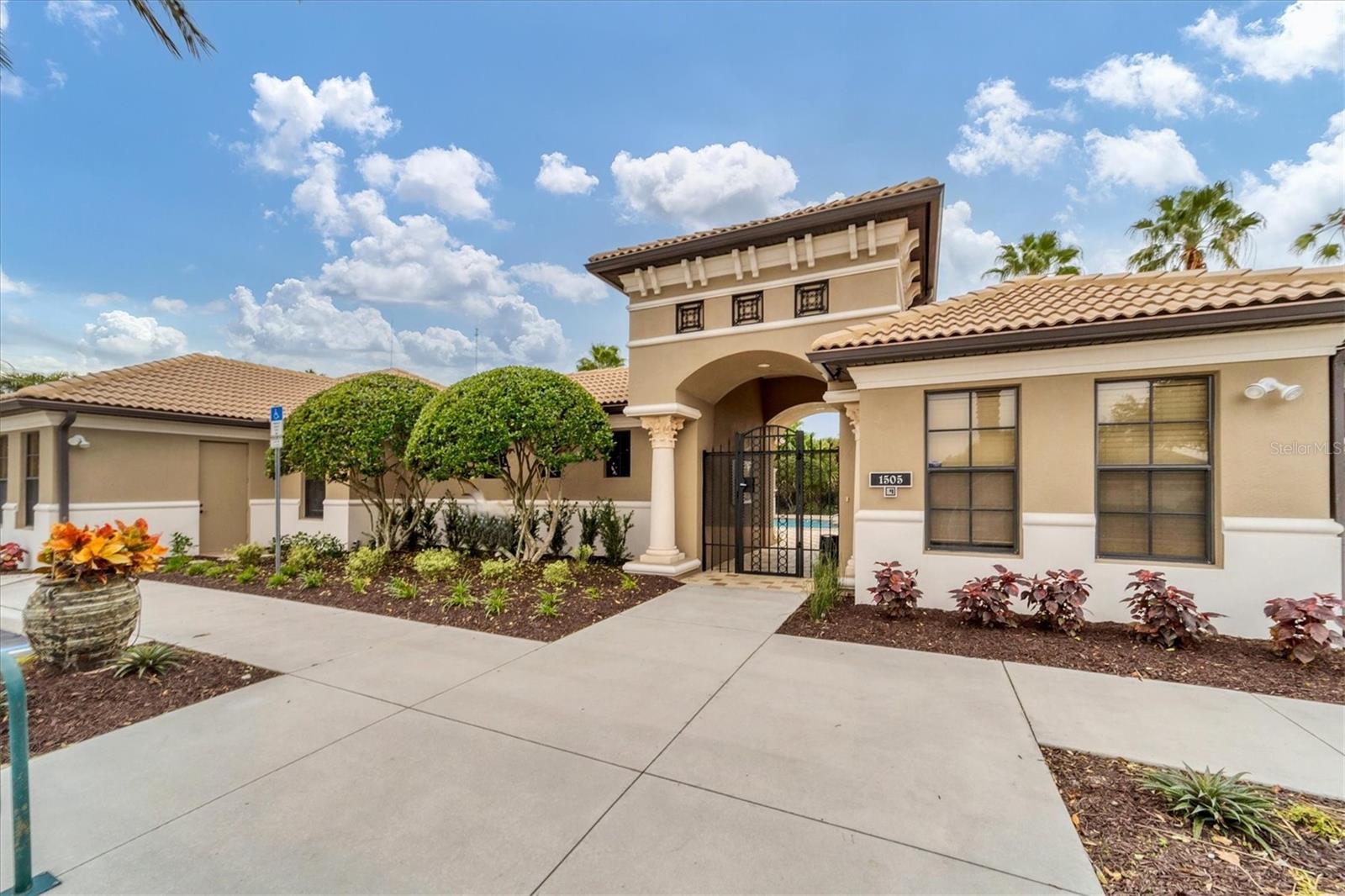 1297 CIELO CT