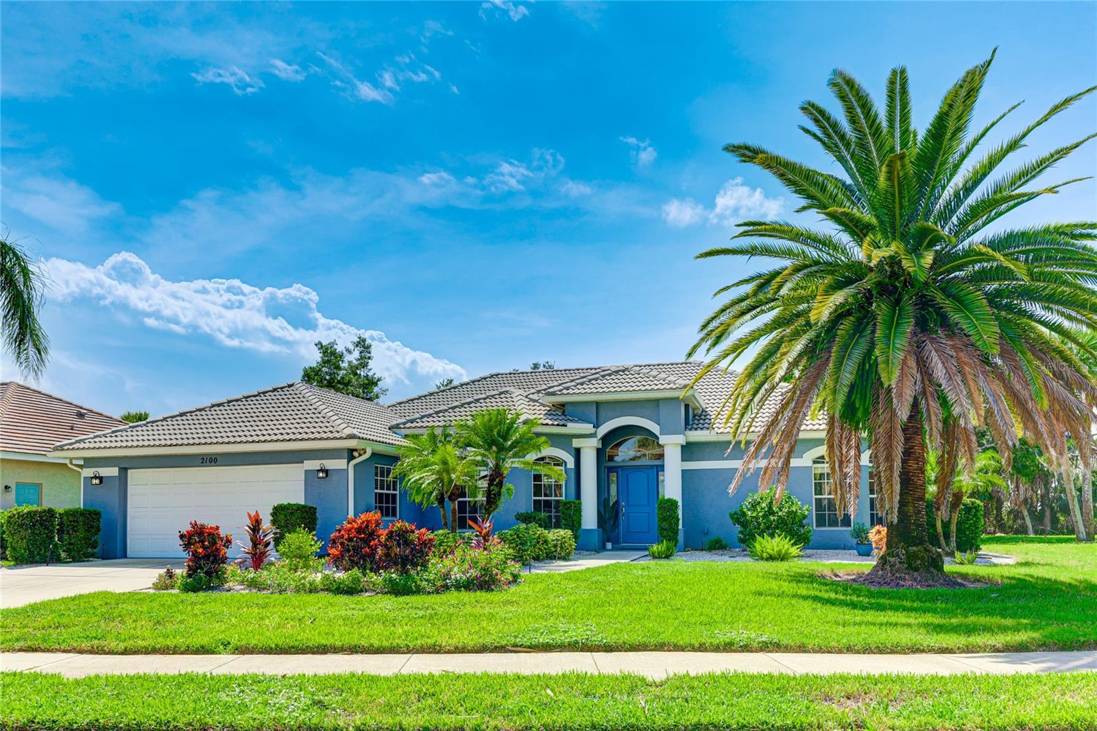 2100 CALUSA LAKES BLVD