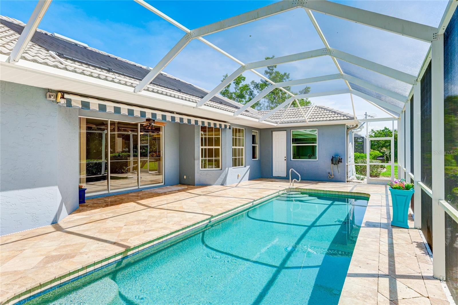 2100 CALUSA LAKES BLVD