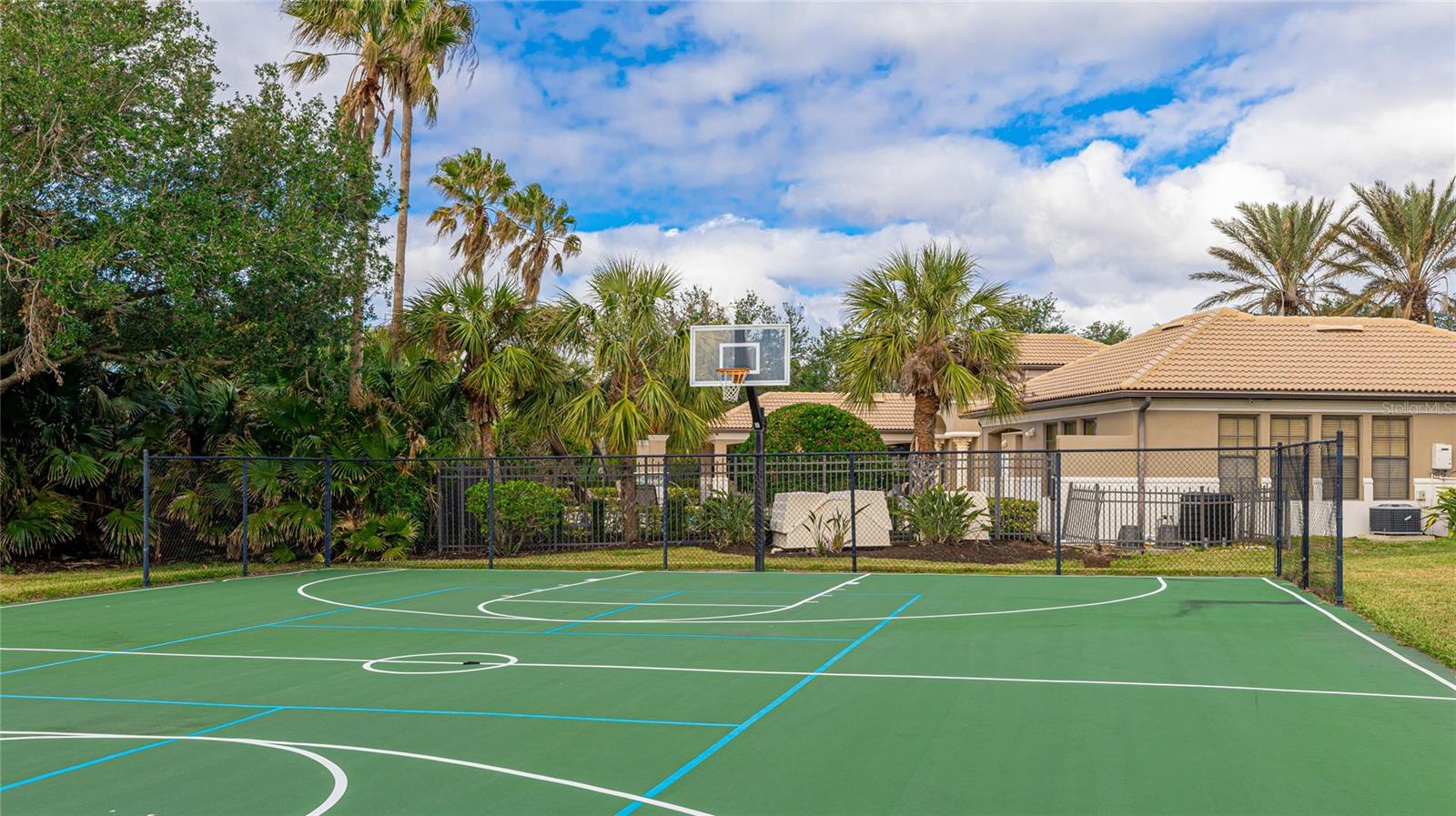 1358 CIELO CT