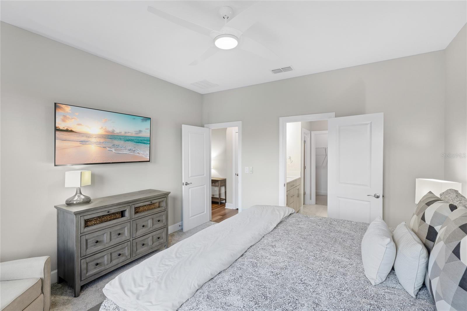 333 DAYLILY BLVD