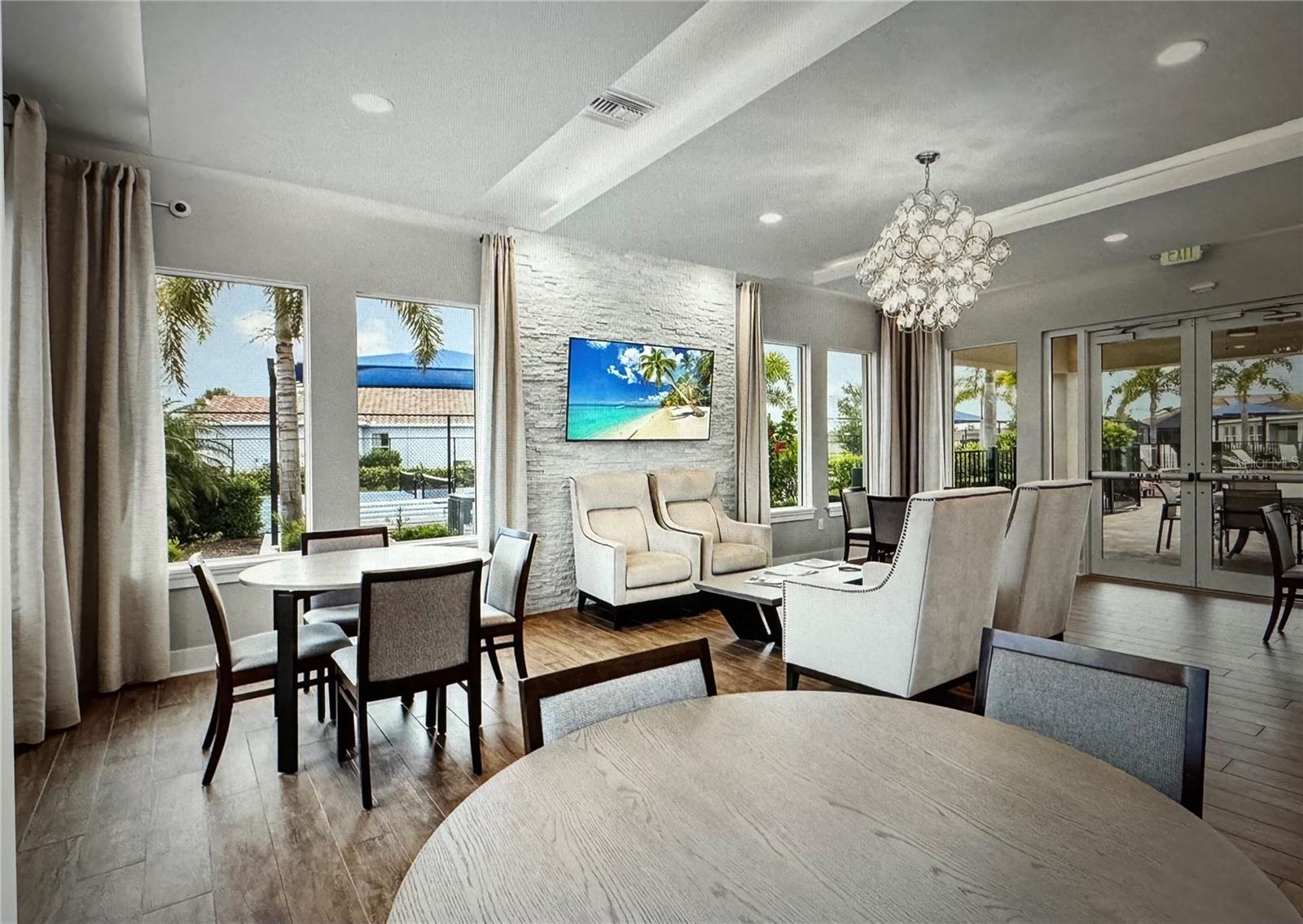 333 DAYLILY BLVD