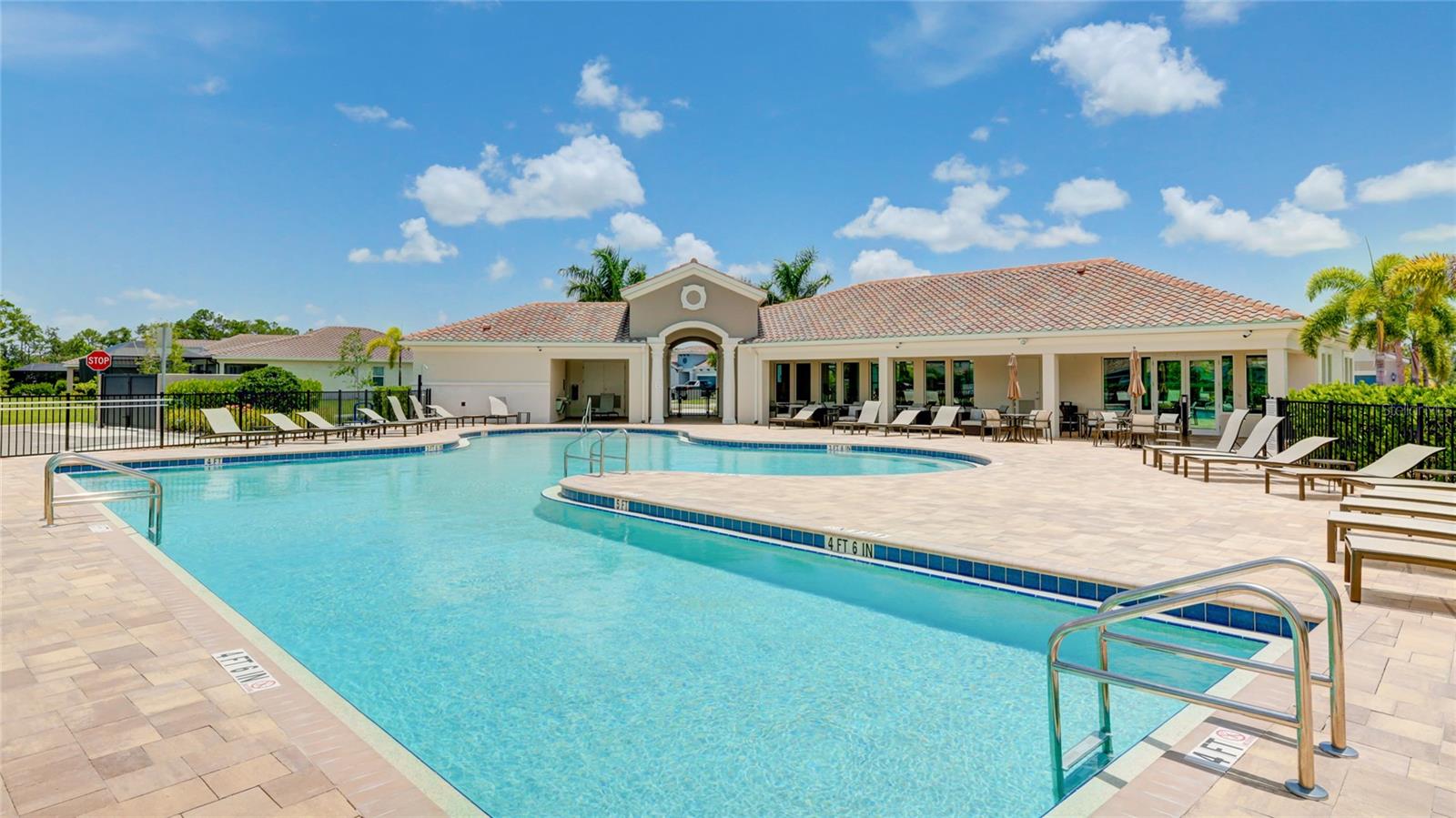 333 DAYLILY BLVD