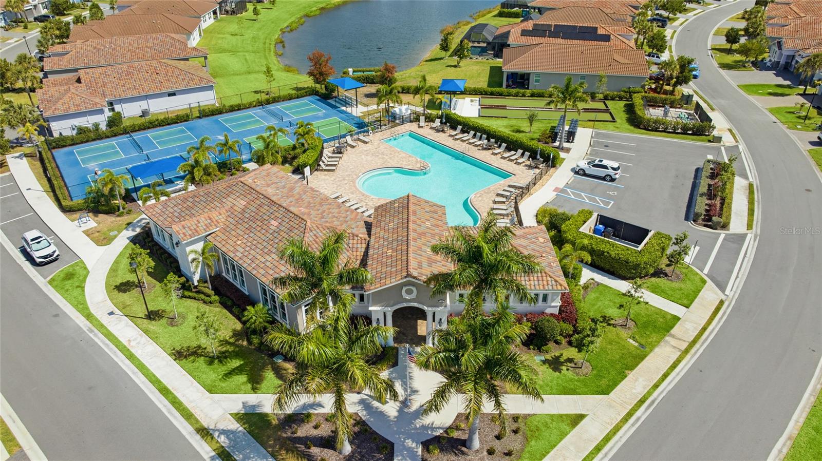333 DAYLILY BLVD