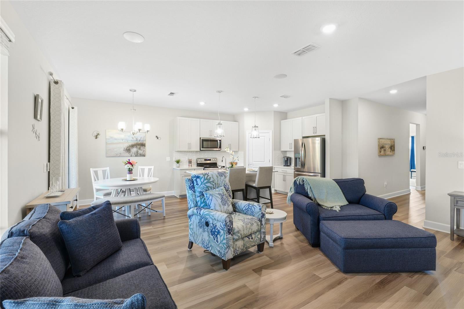 333 DAYLILY BLVD
