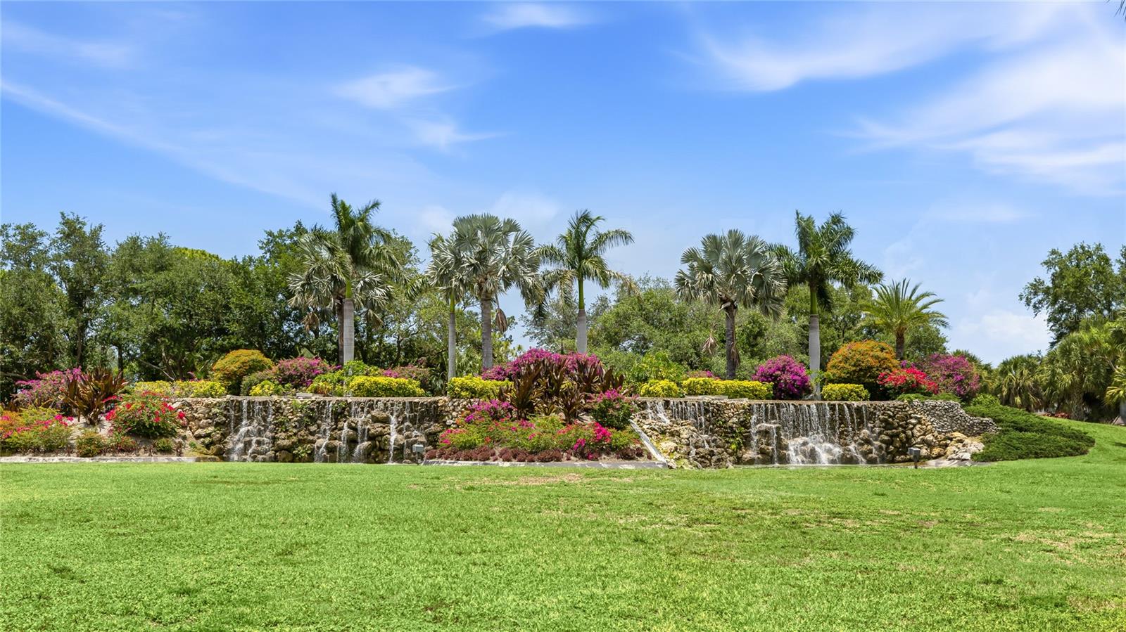 2102 CALUSA LAKES BLVD