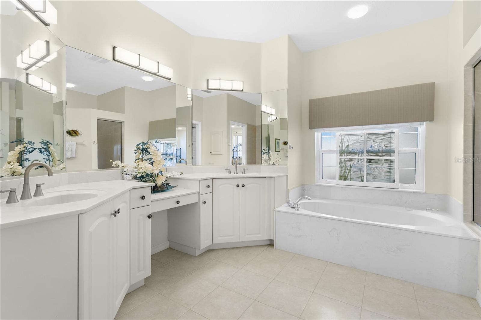 2102 CALUSA LAKES BLVD