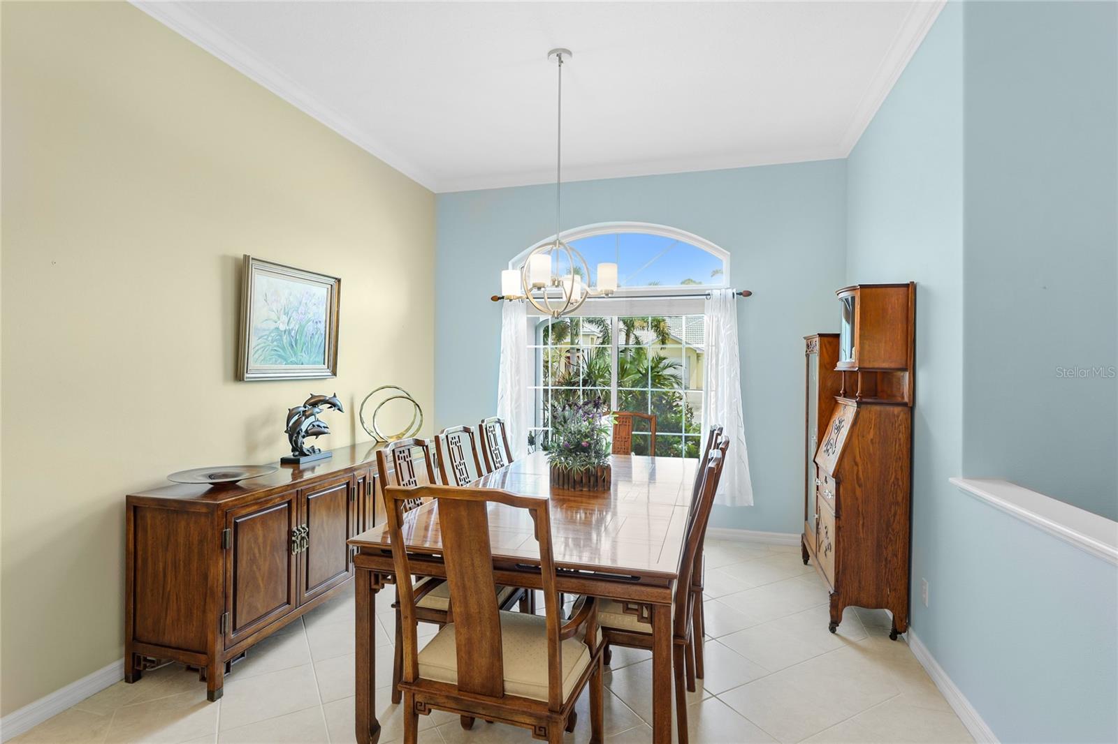 2102 CALUSA LAKES BLVD
