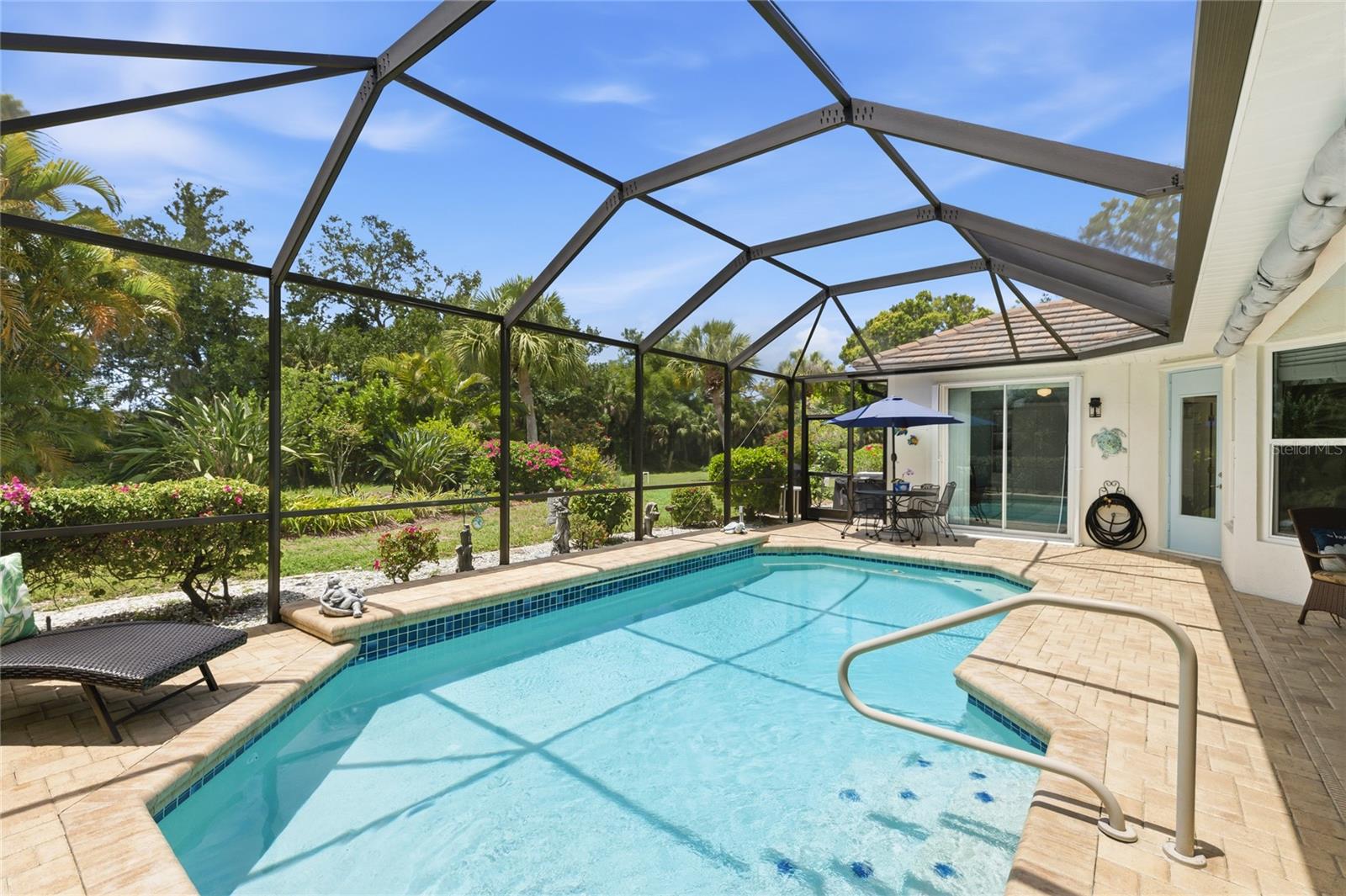 2102 CALUSA LAKES BLVD