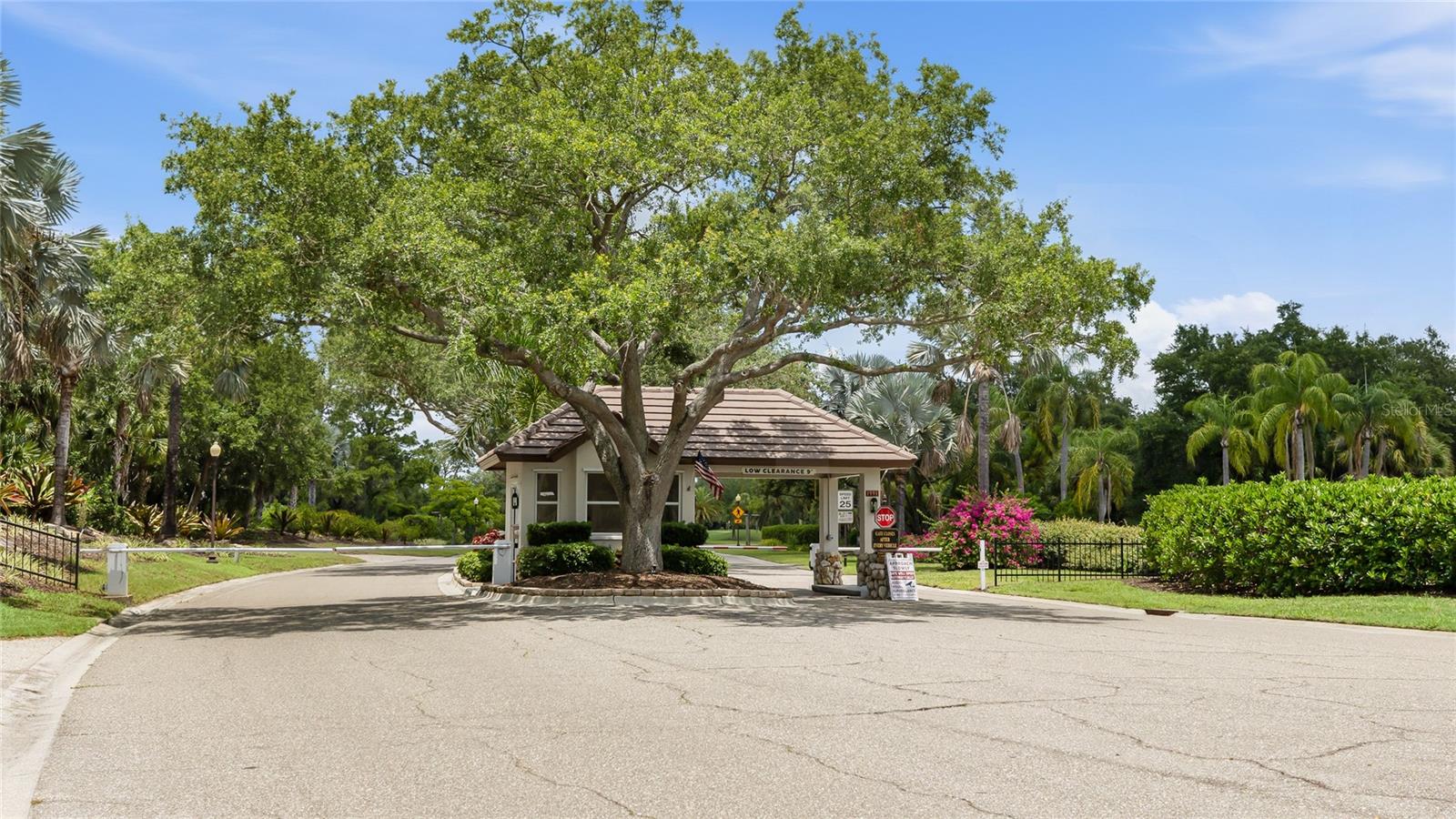 2102 CALUSA LAKES BLVD