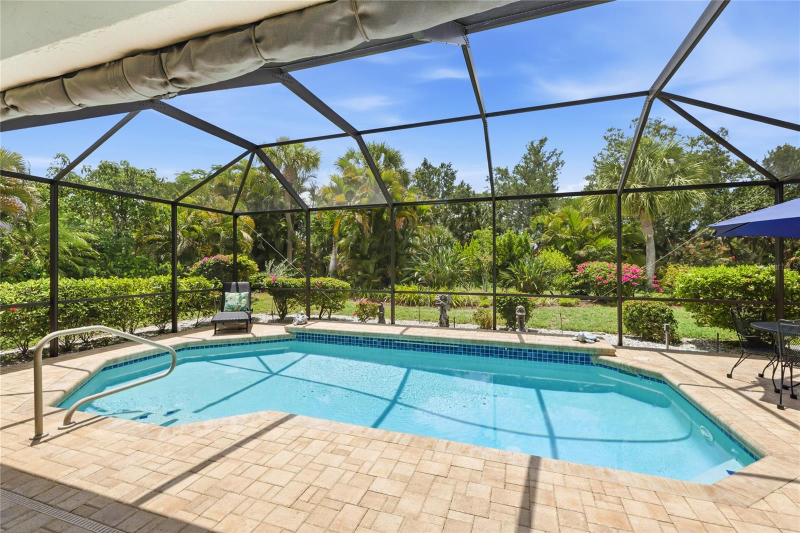 2102 CALUSA LAKES BLVD