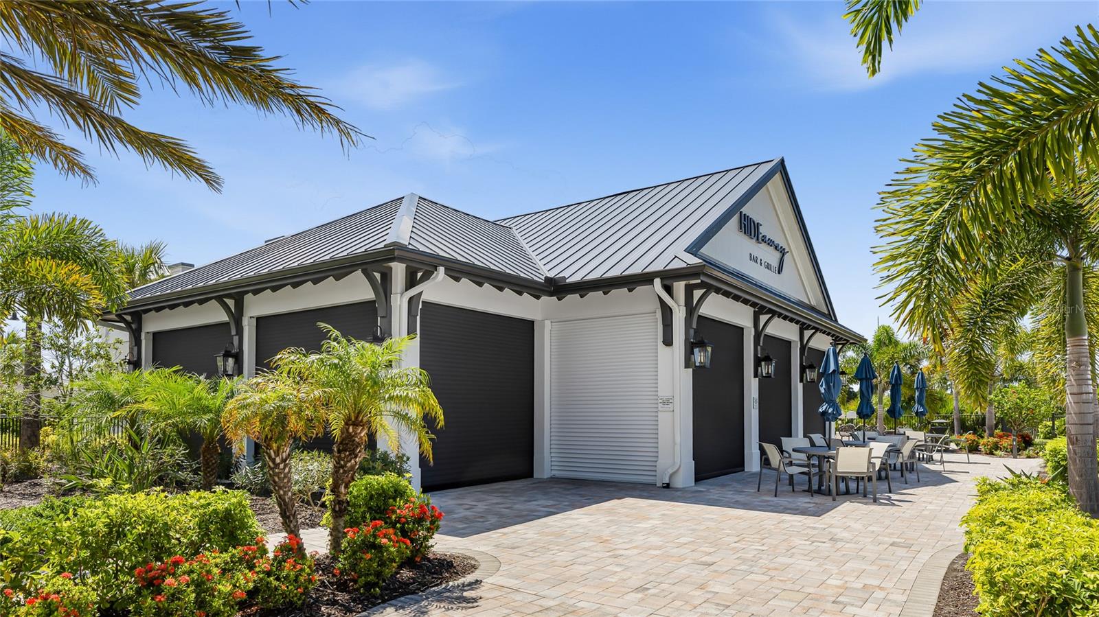 6323 CRESTED EAGLE LN
