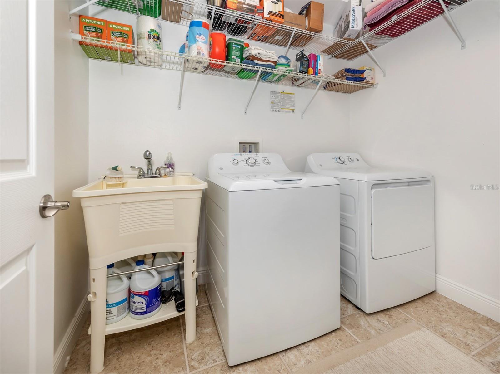 5264 CANYONLAND WAY