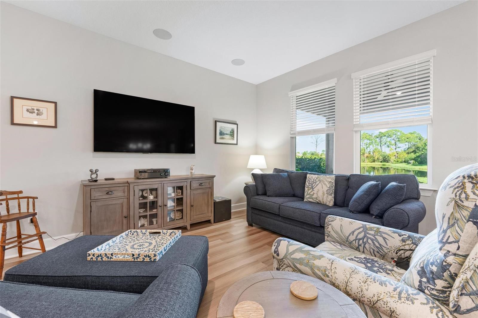 333 DAYLILY BLVD