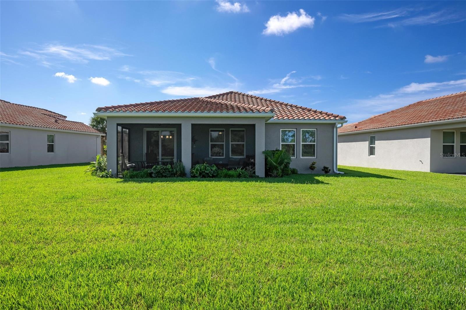 333 DAYLILY BLVD