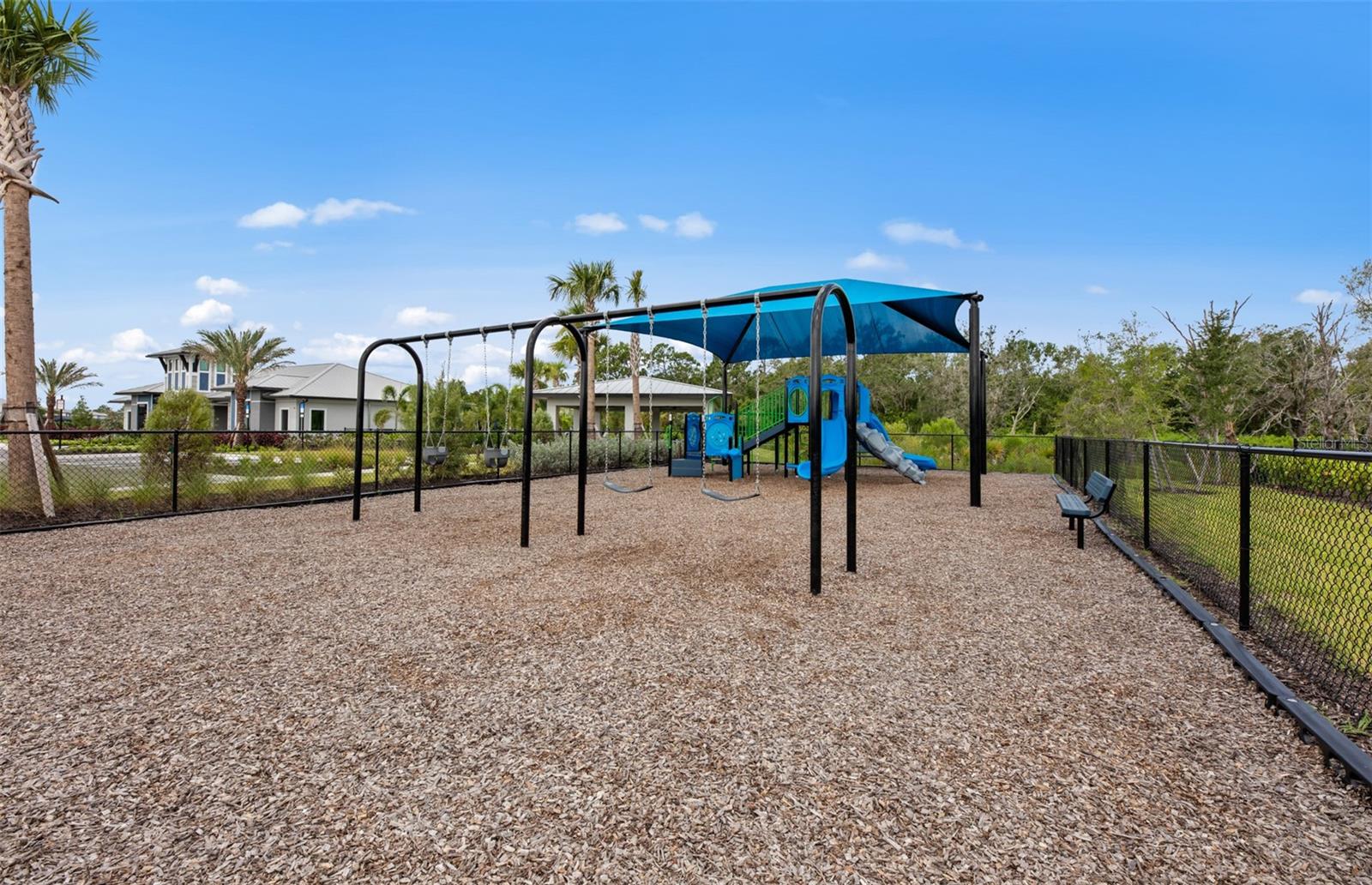16423 SAPPHIRE POINT DR