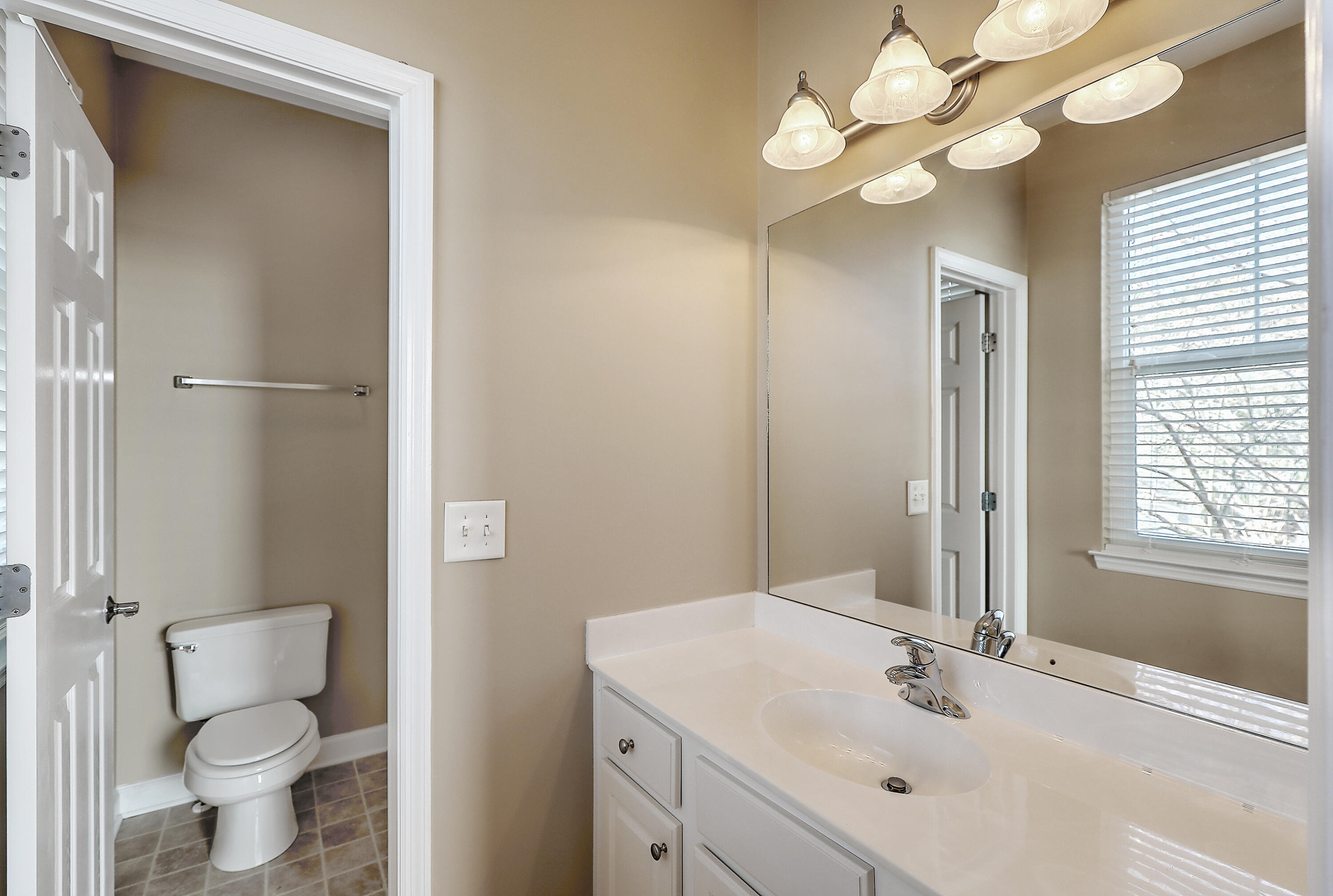 3556 Billings Street