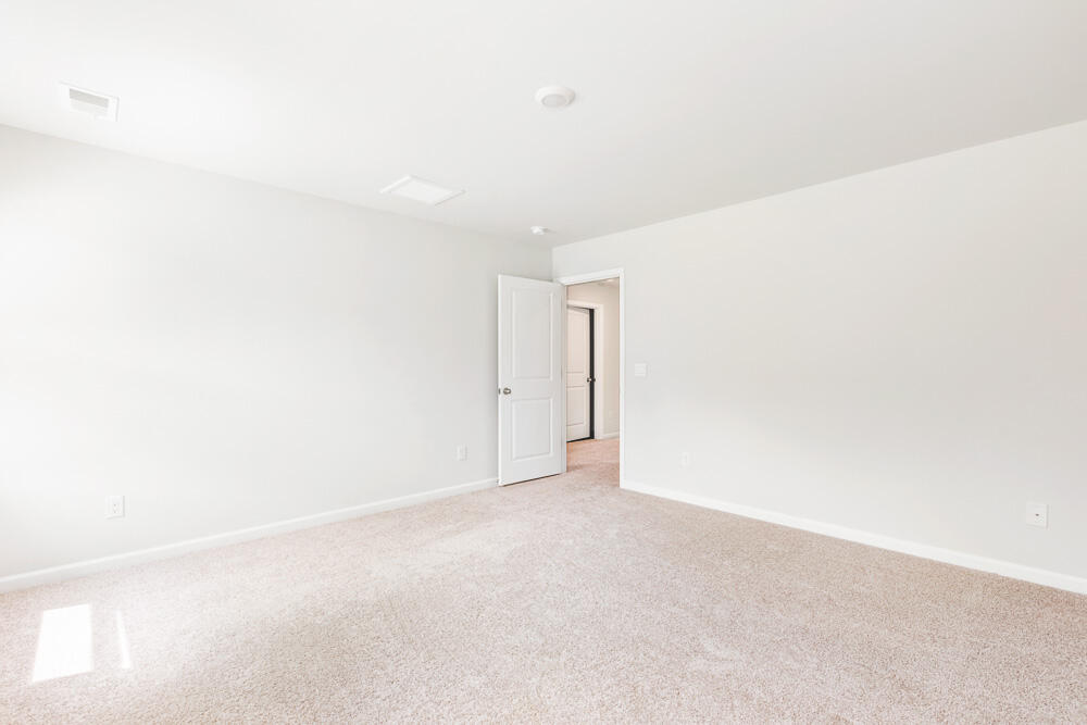 147 Cloverleaf Street