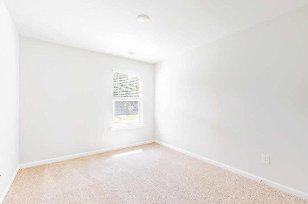 147 Cloverleaf Street