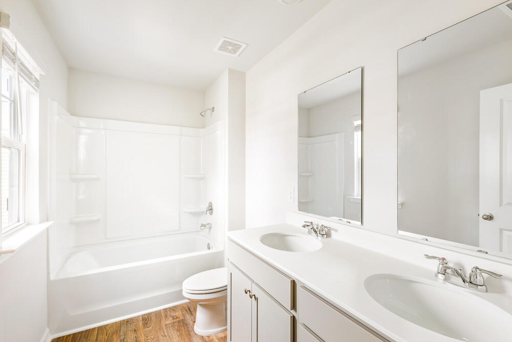 147 Cloverleaf Street