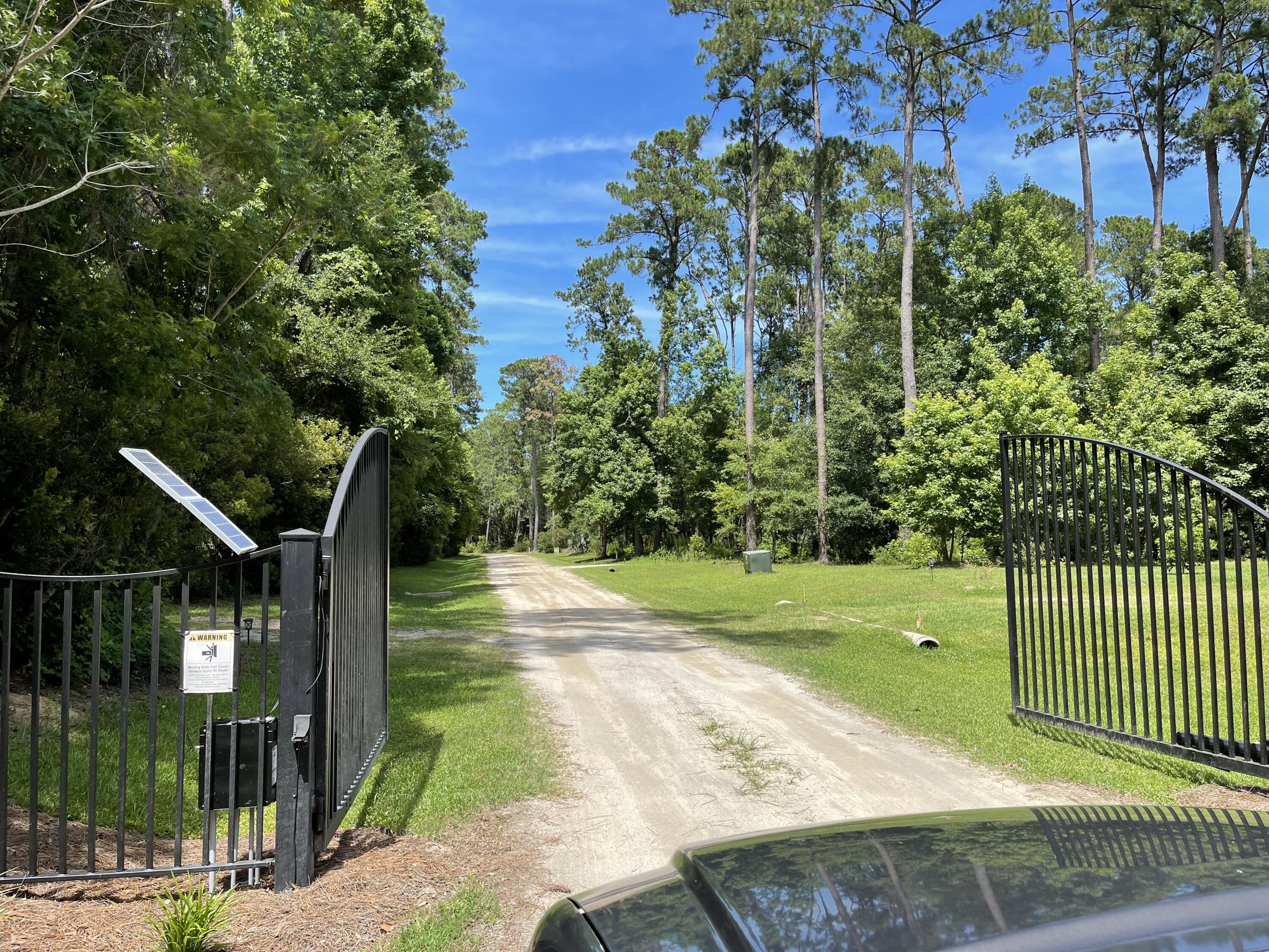 13 Chaplin Garden Lane