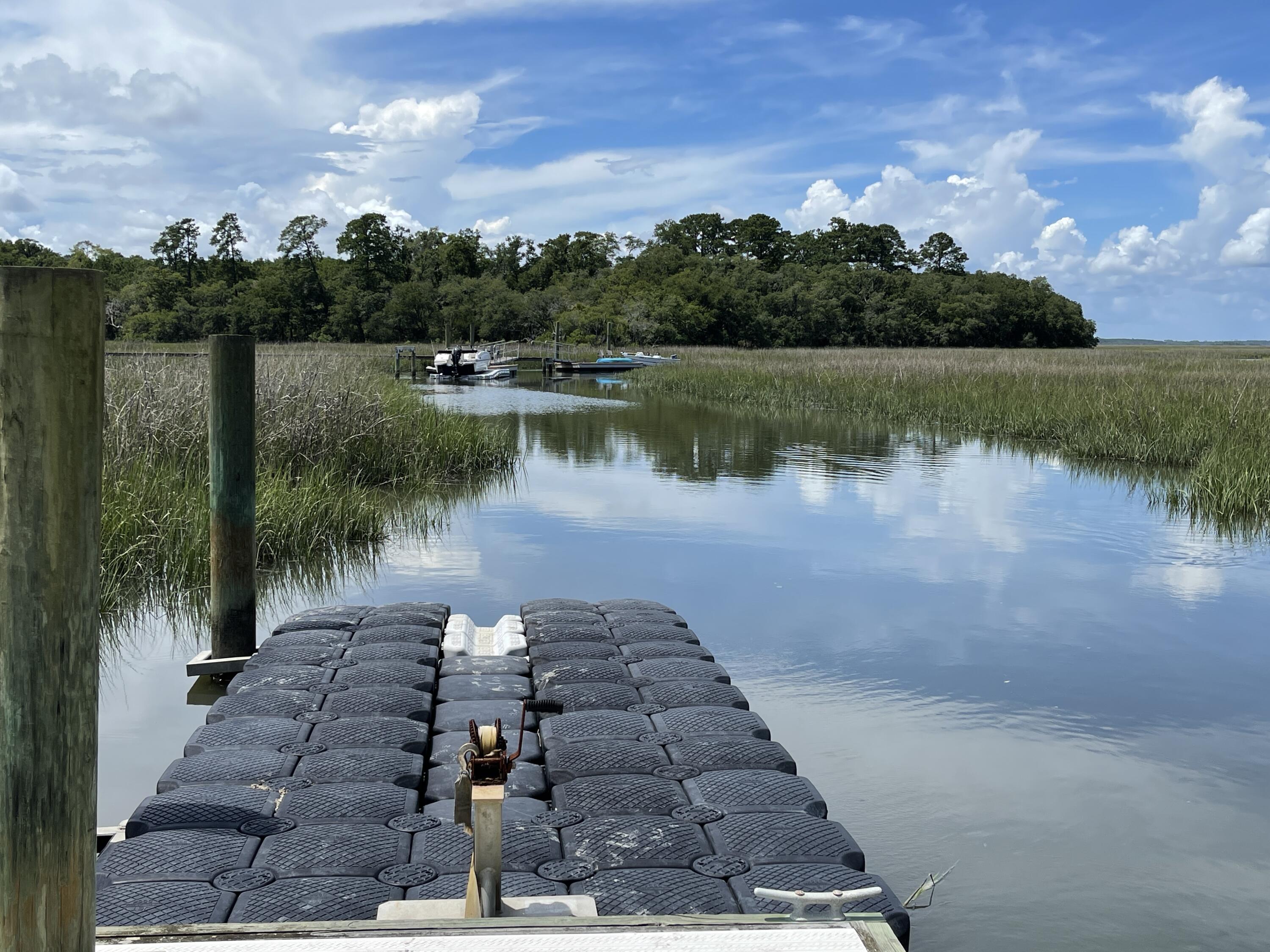 13 Chaplin Garden Lane