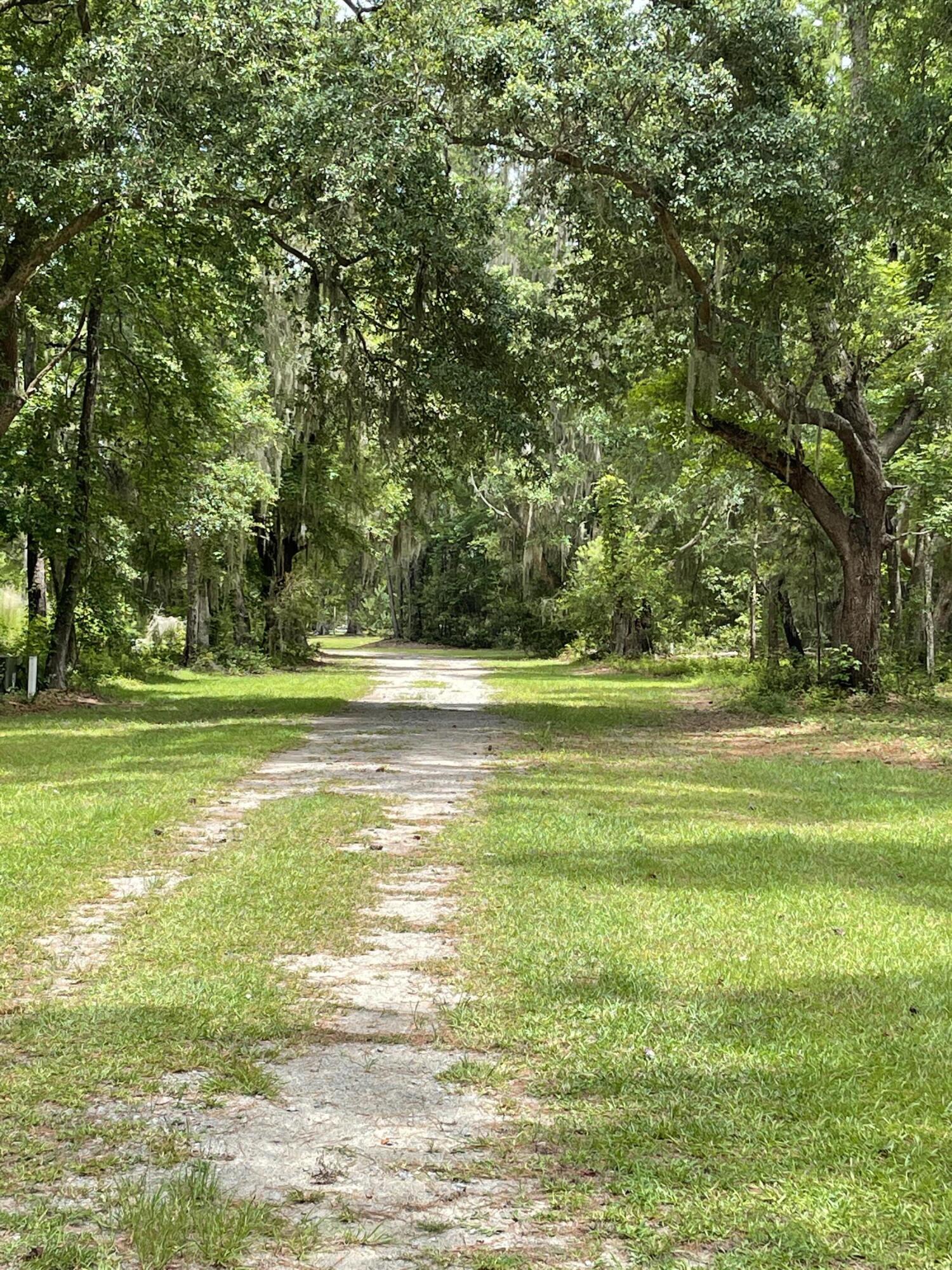 13 Chaplin Garden Lane