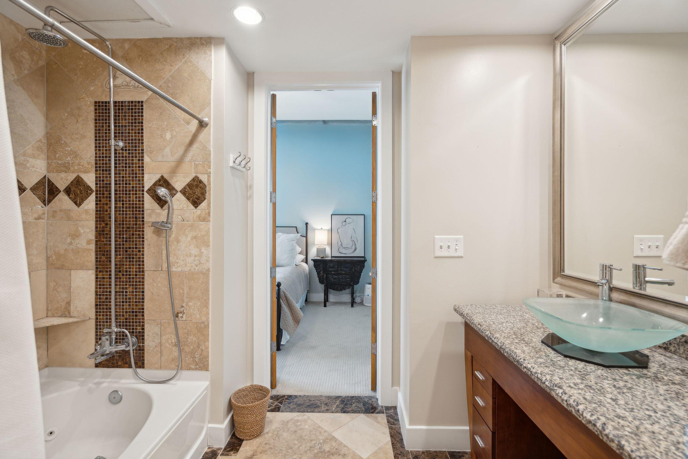 150 Bee Street # 612