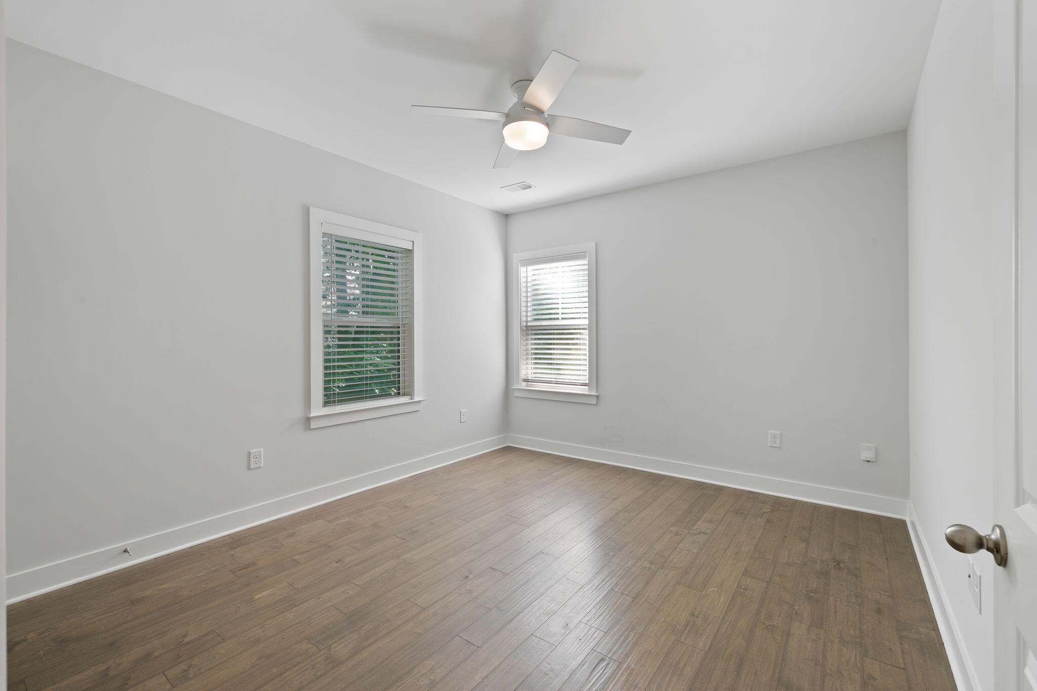 1216 Ashley Hall Road