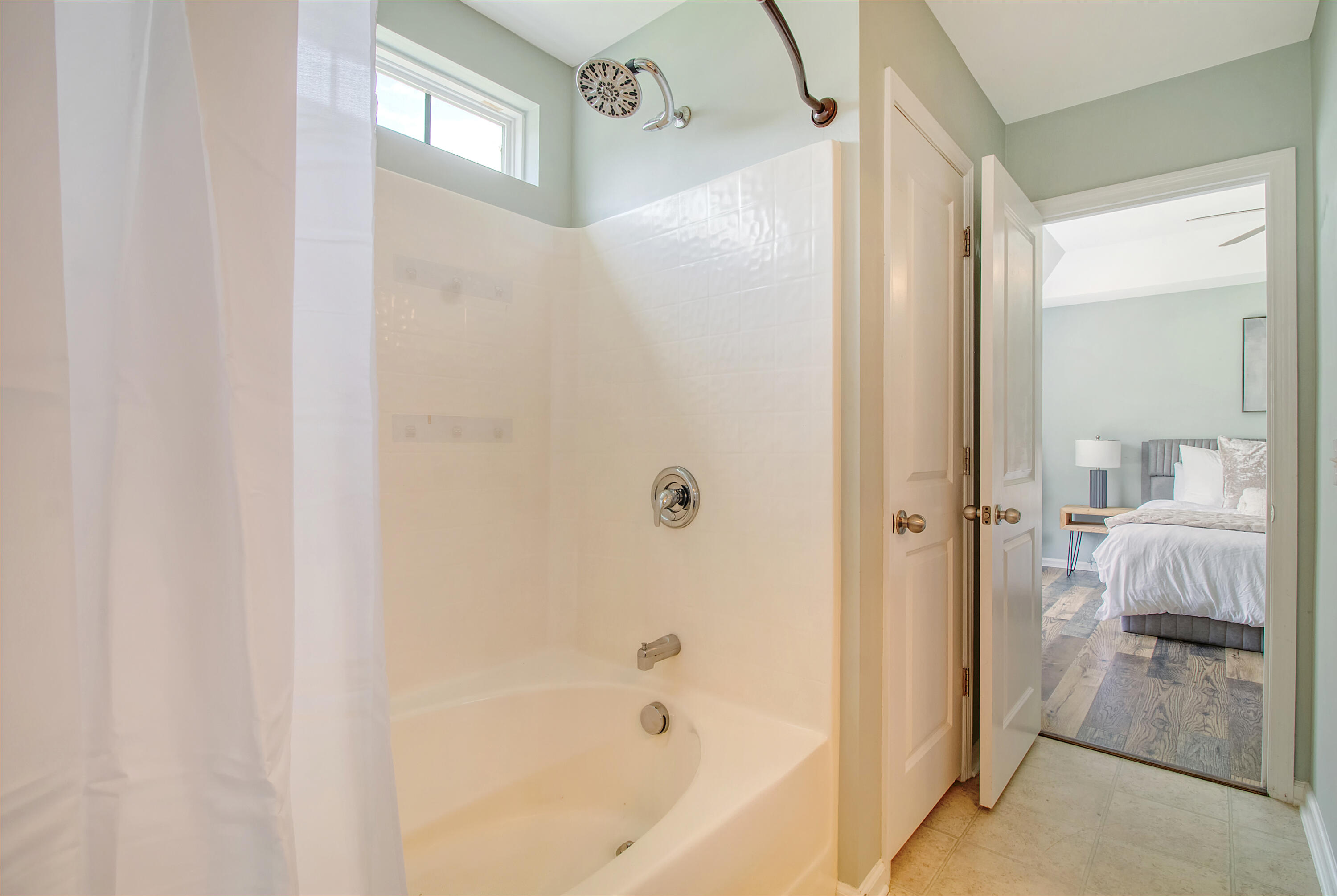 1052 Whitlow Boulevard