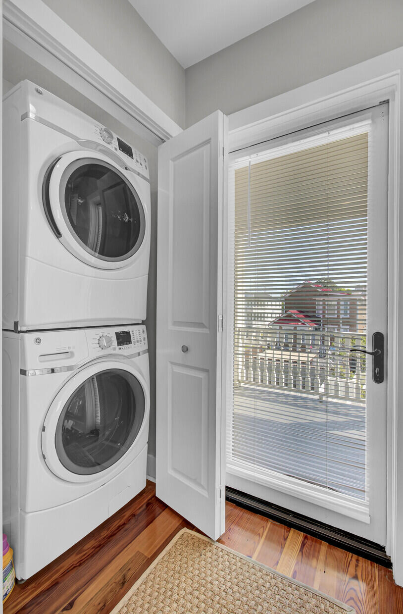 54 Hanover Street # B, Charleston Unit: A & B