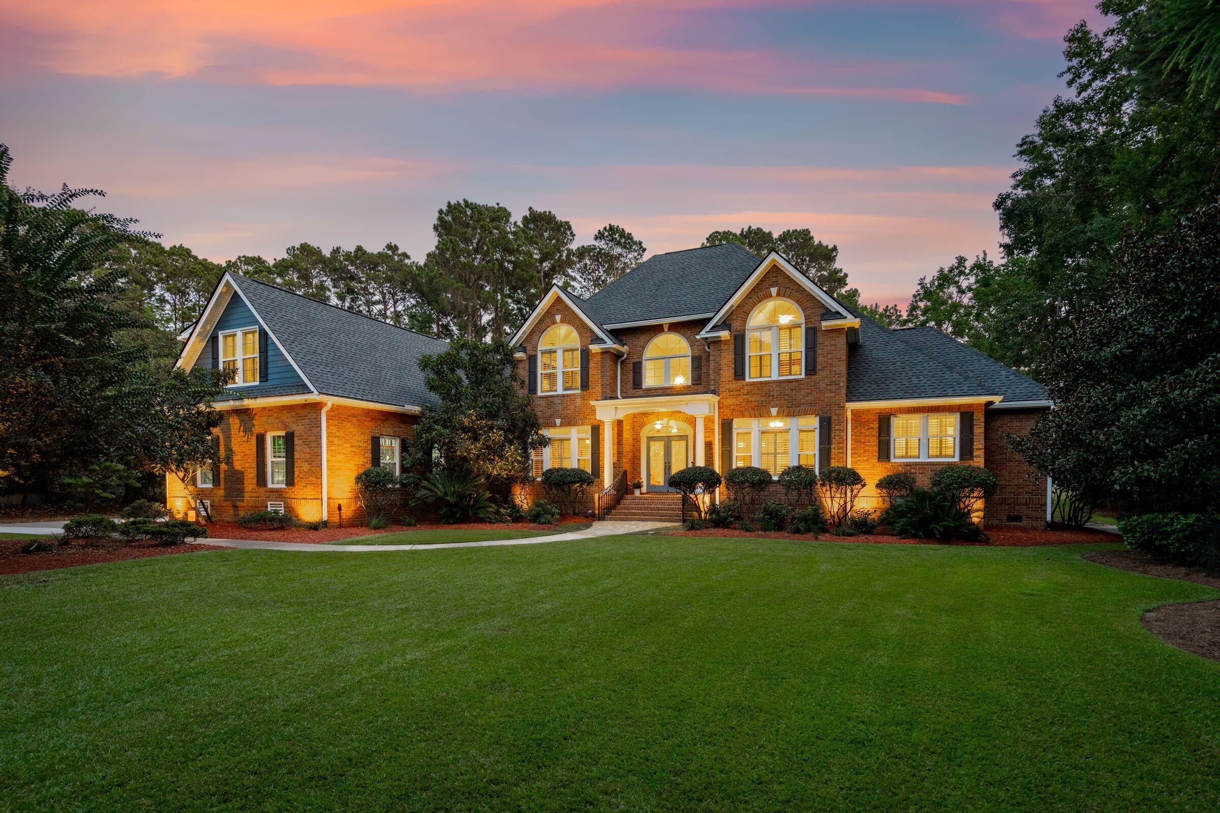 3065 Pignatelli Crescent