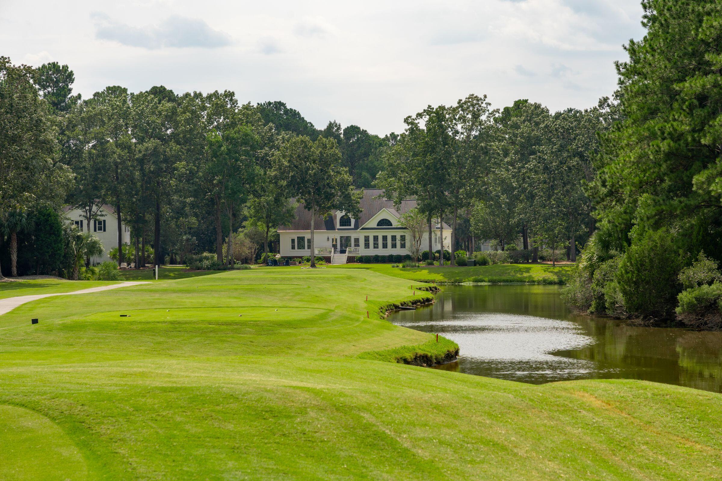 3065 Pignatelli Crescent