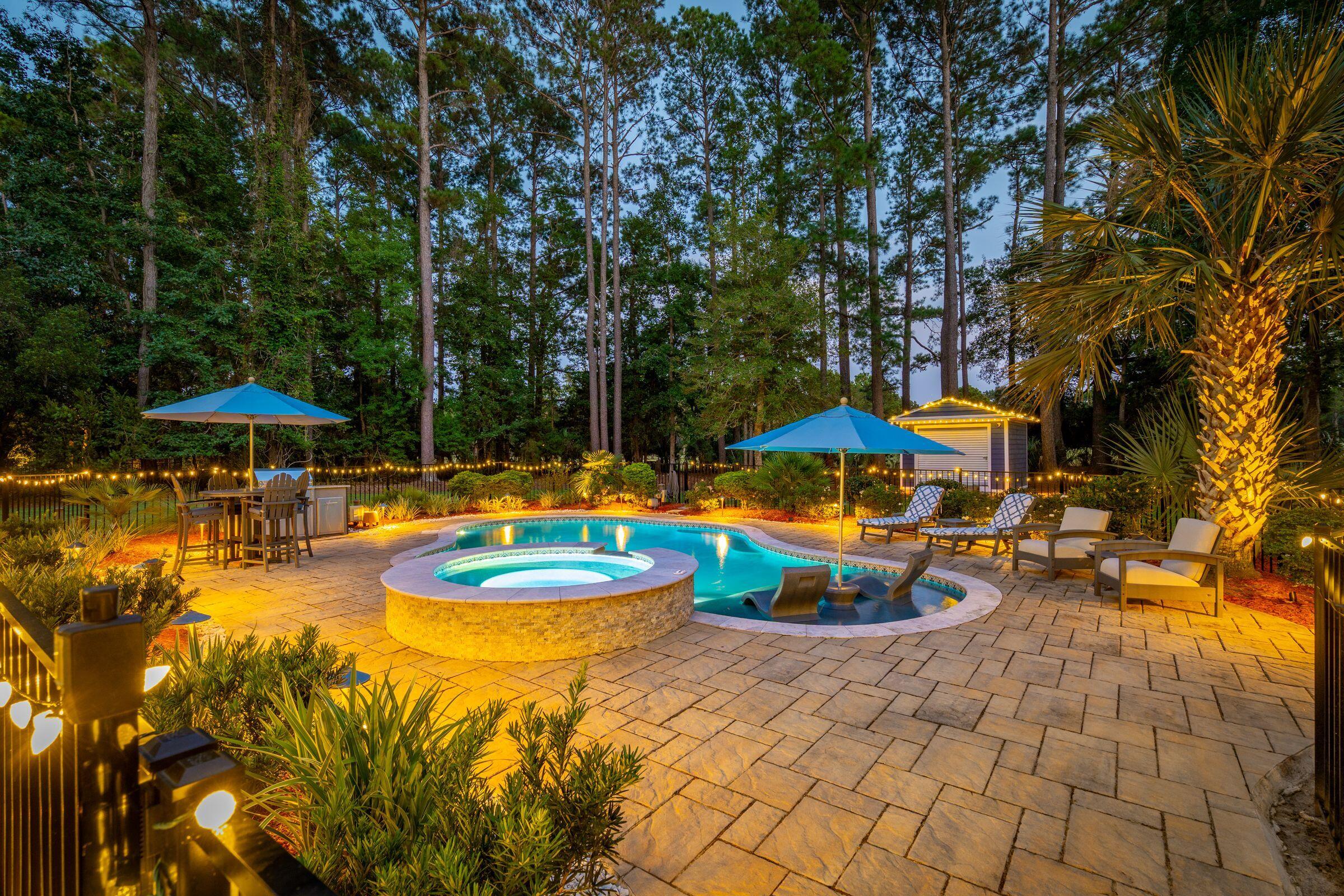 3065 Pignatelli Crescent