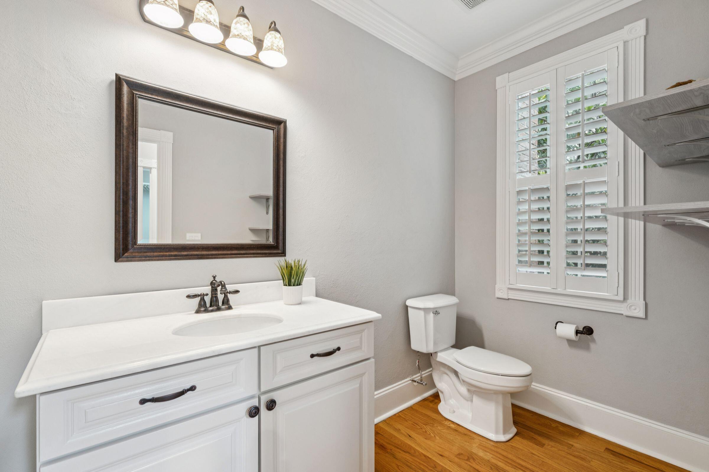 3065 Pignatelli Crescent