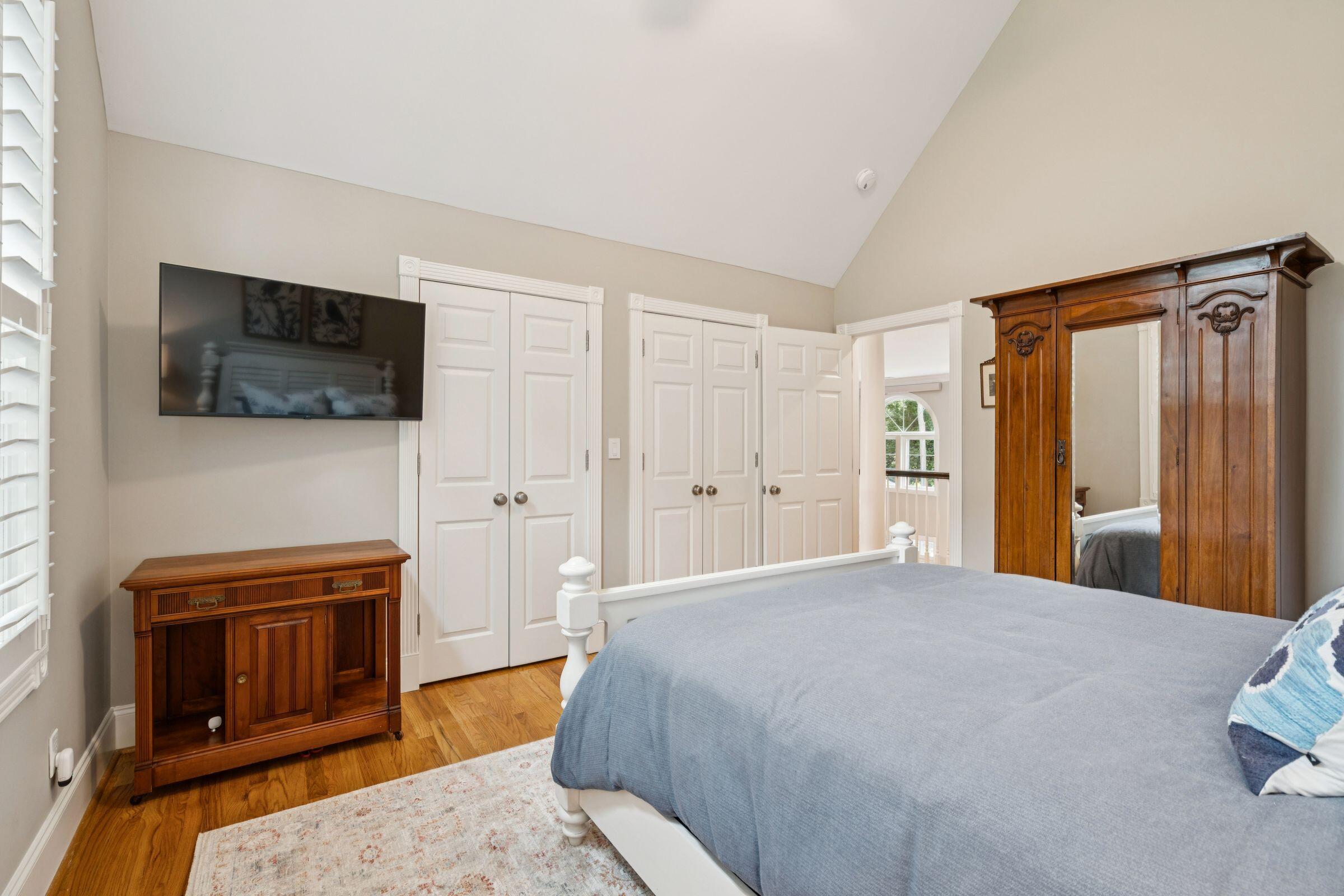 3065 Pignatelli Crescent