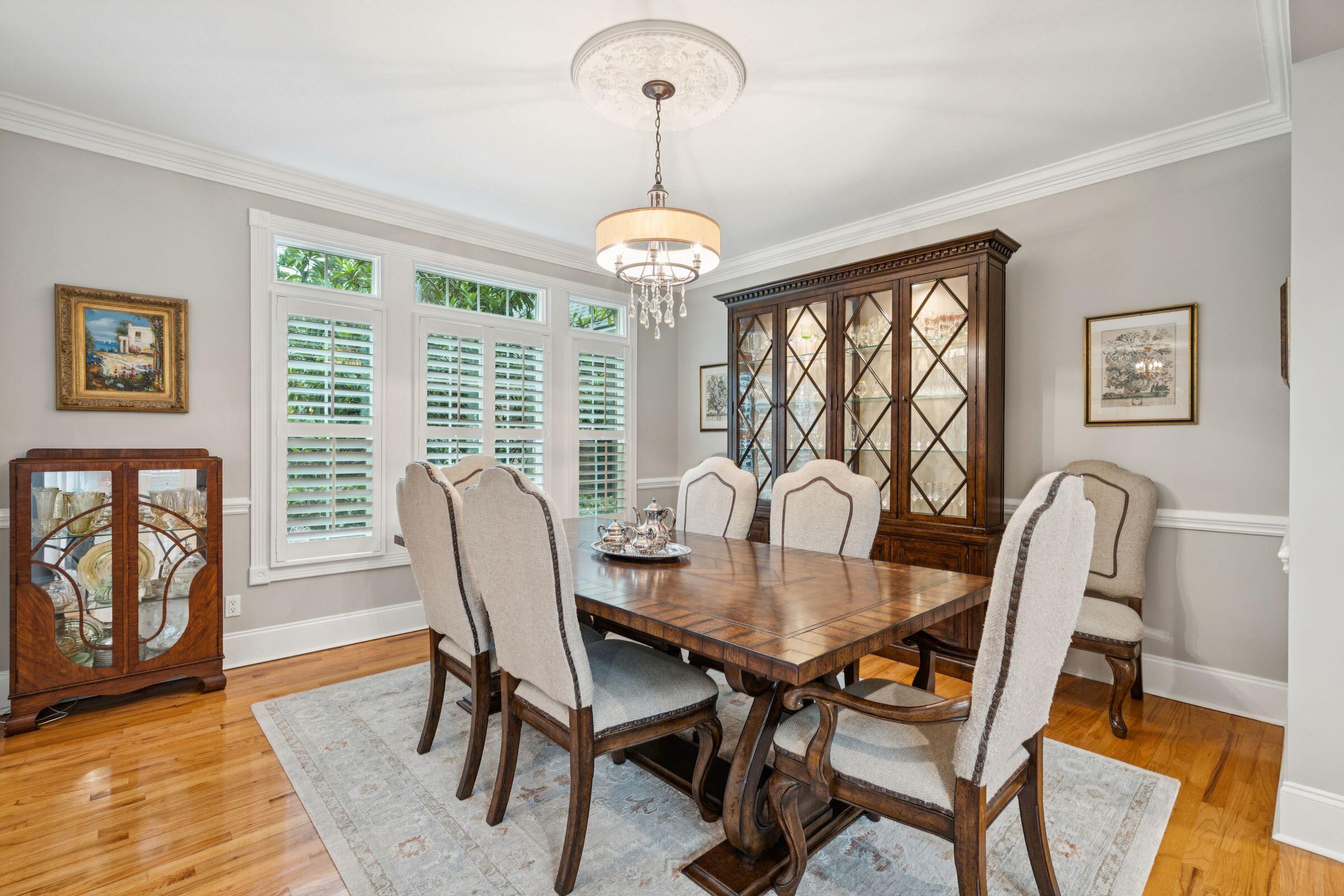 3065 Pignatelli Crescent