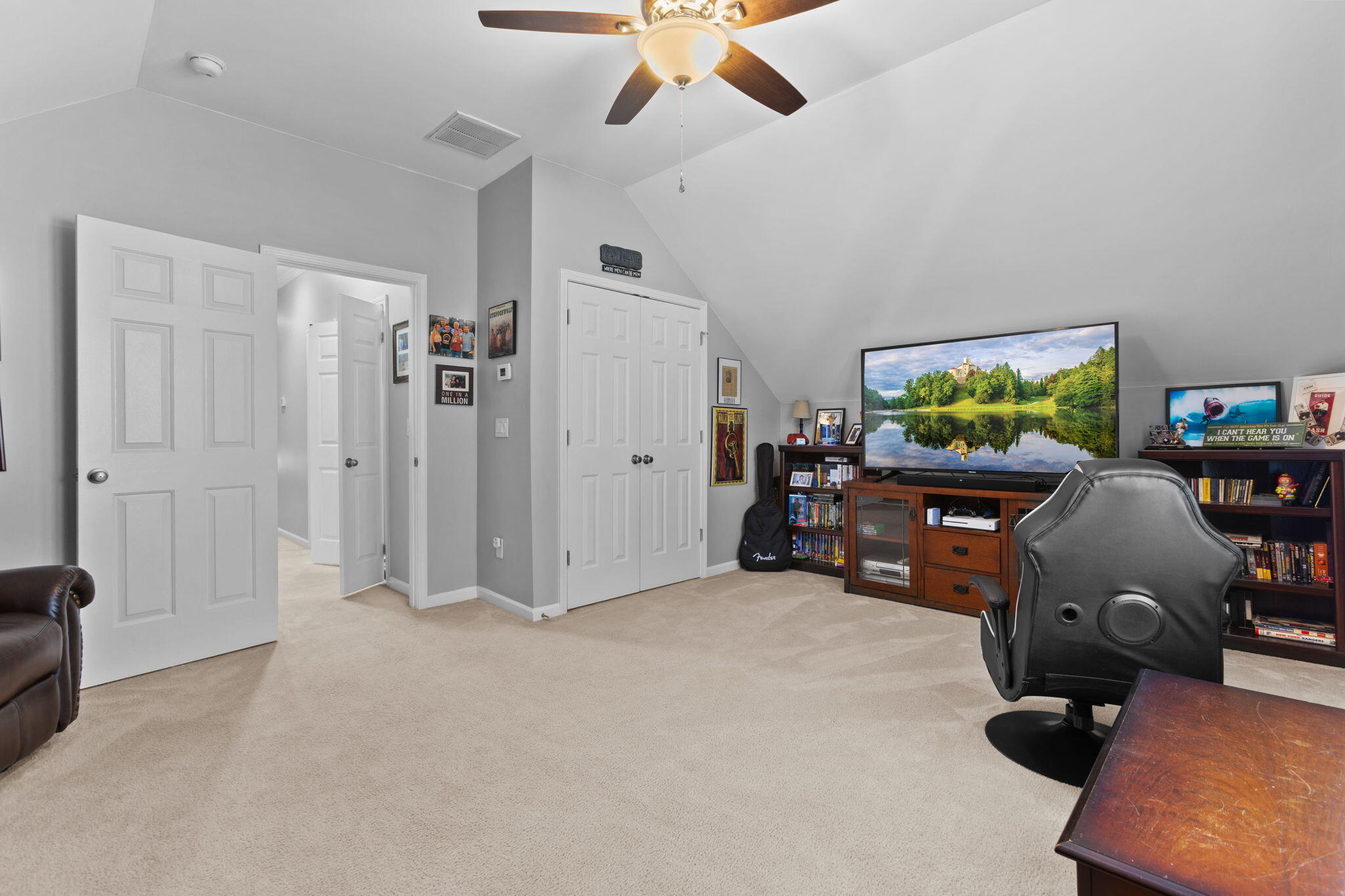 5203 Stonewall Drive