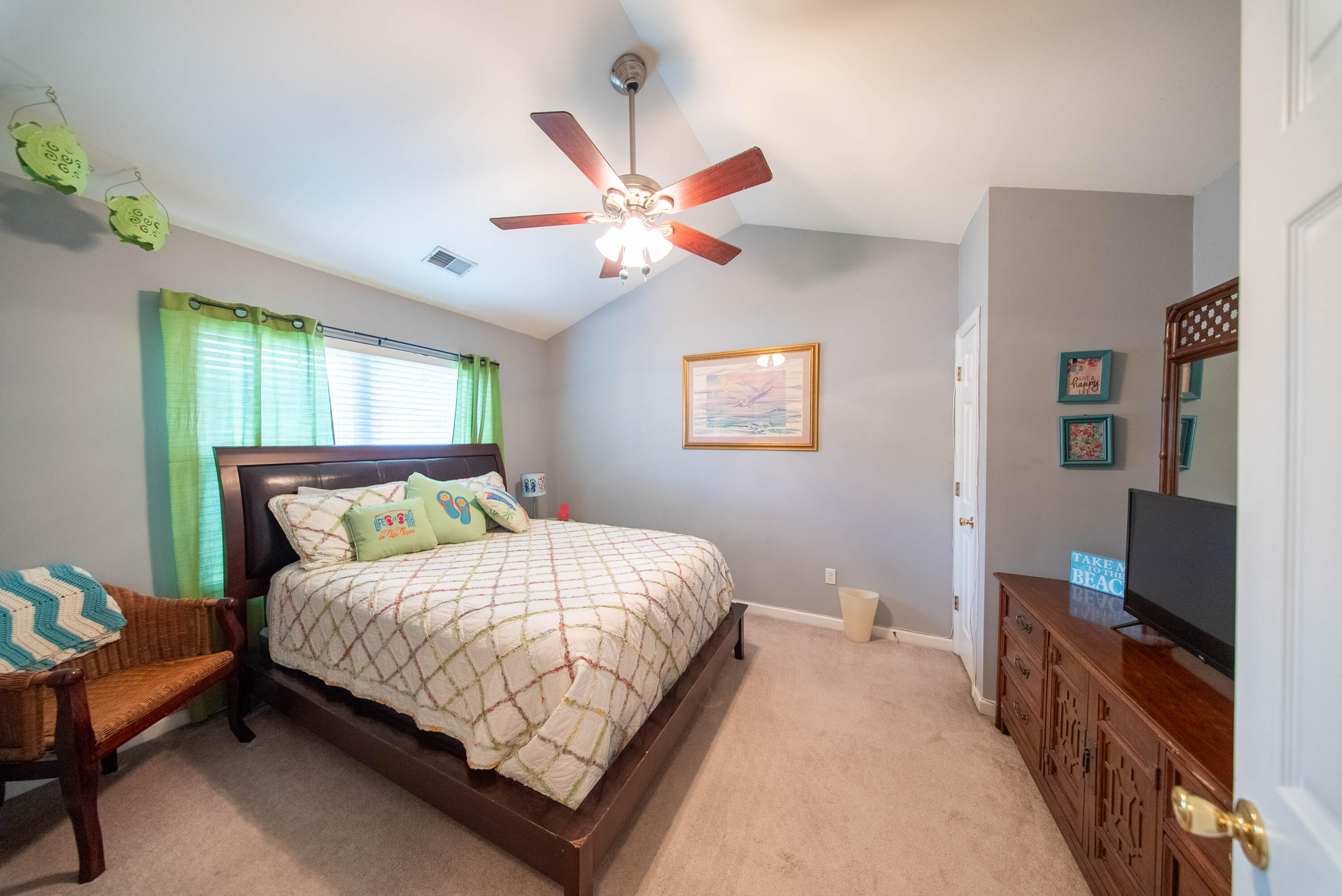 8106 Shadow Oak Drive
