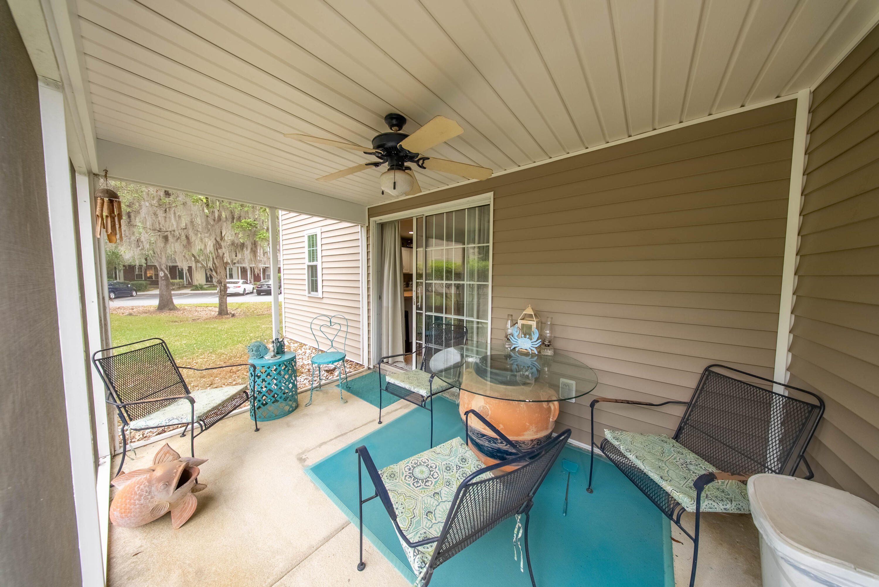 8106 Shadow Oak Drive