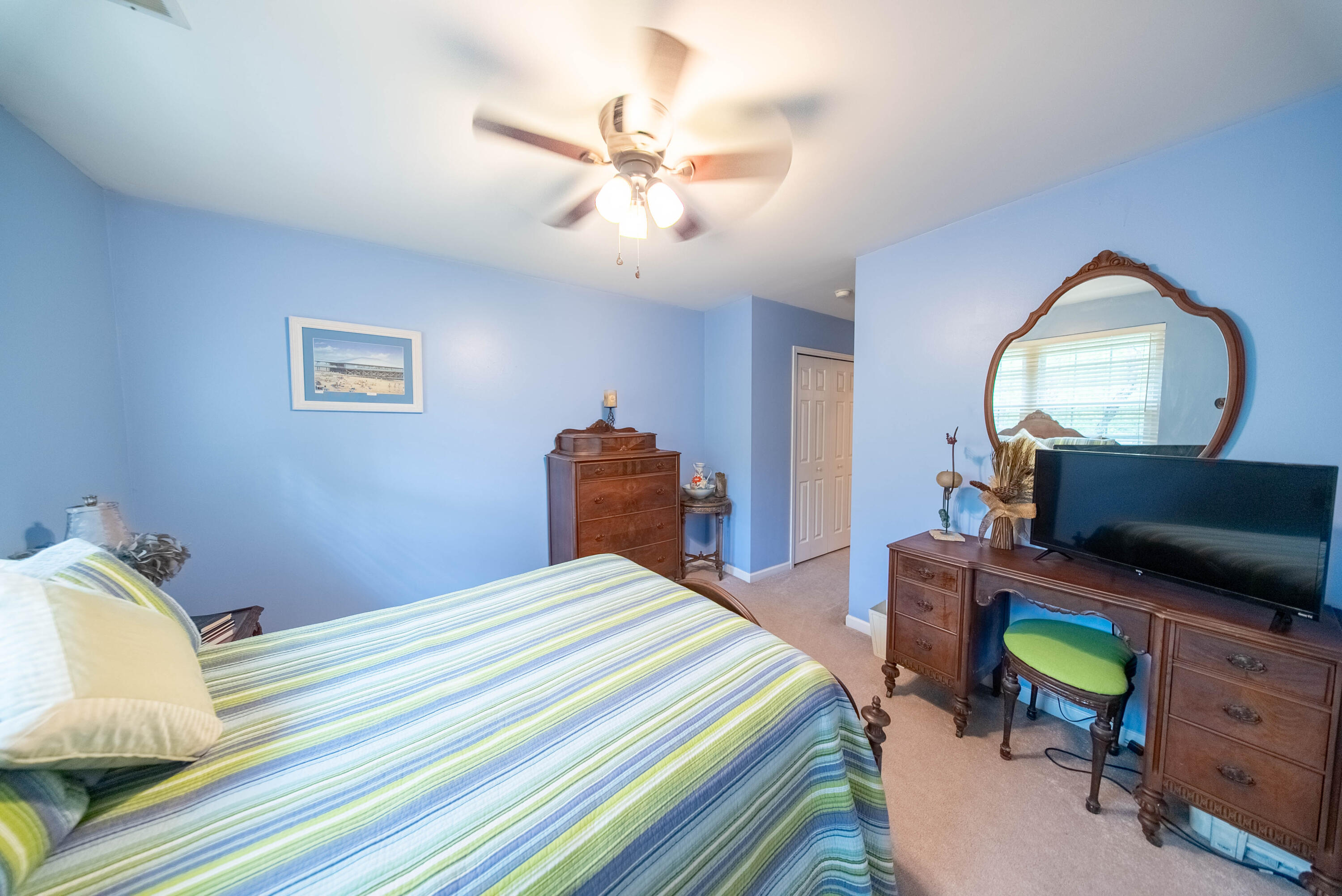 8106 Shadow Oak Drive