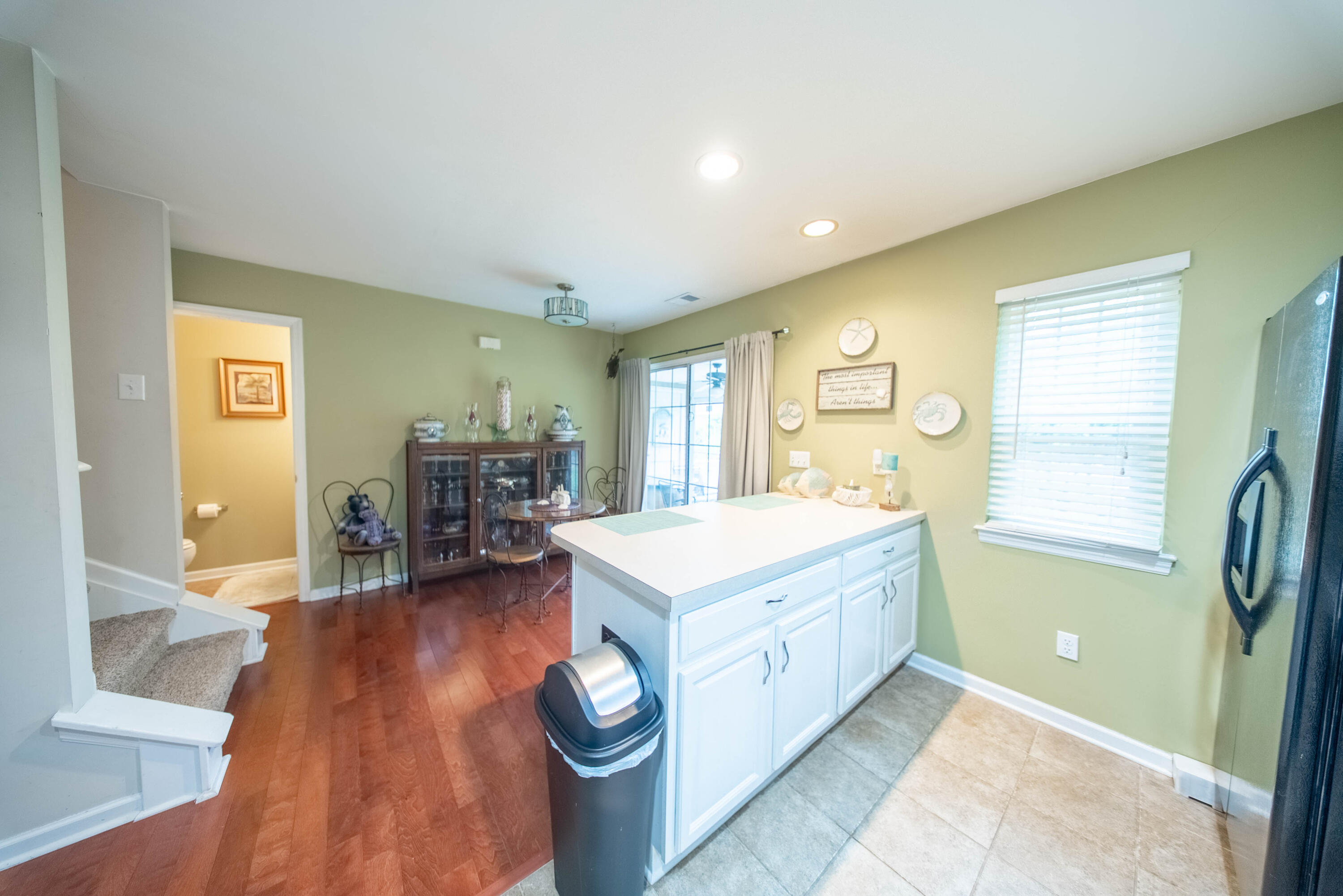 8106 Shadow Oak Drive